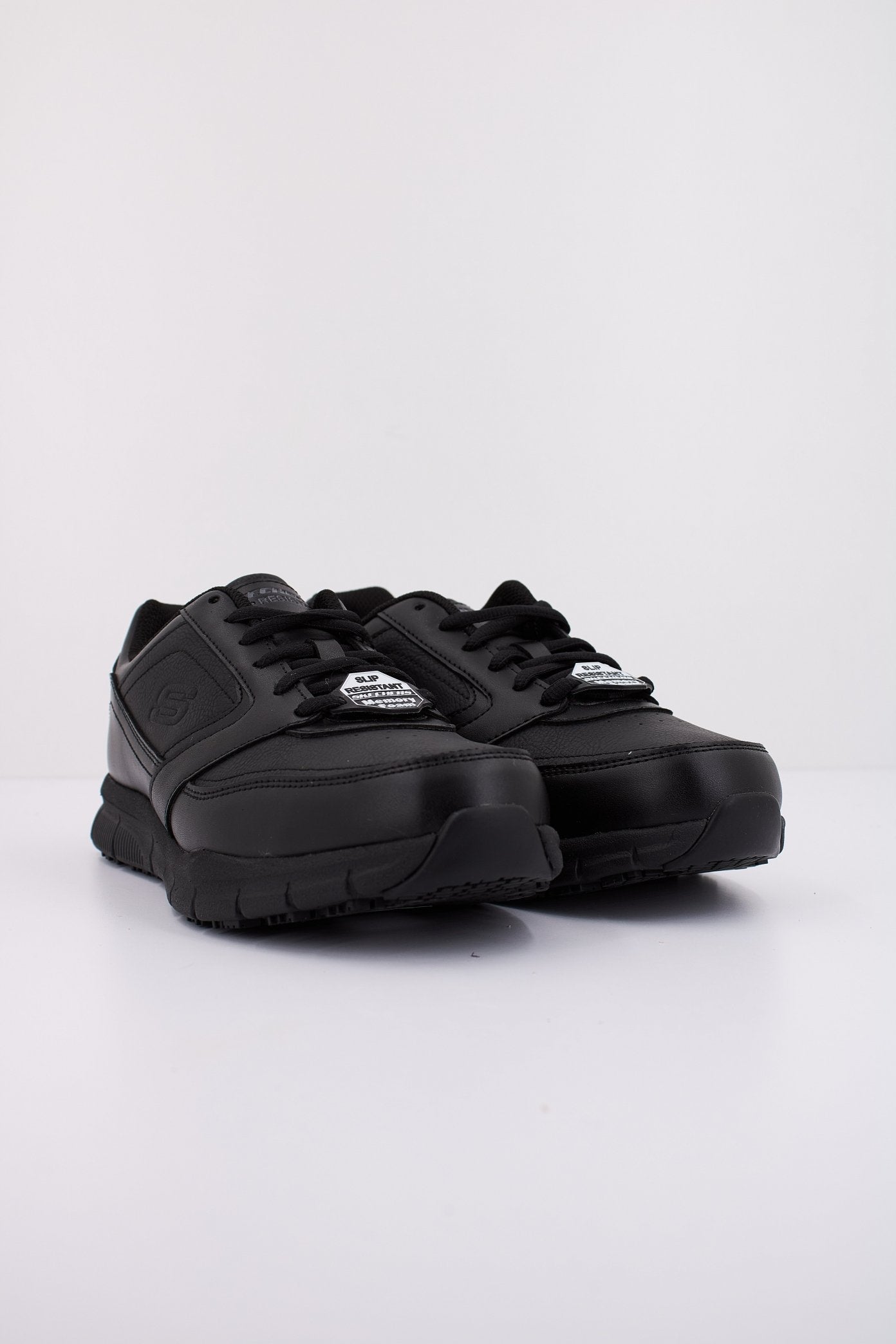 SKECHERS NAMPA- WYOLA en color NEGRO  (2)