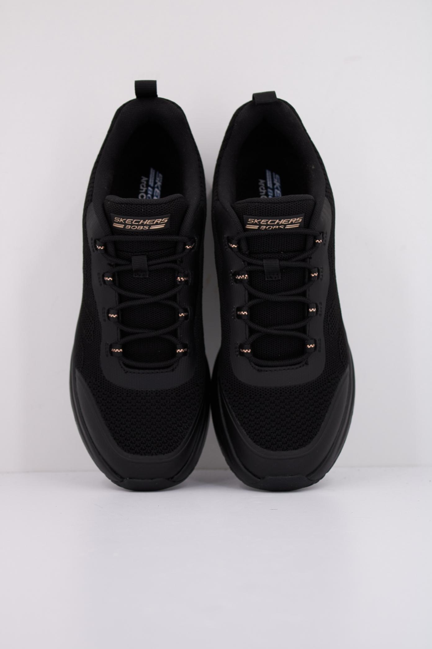 SKECHERS  BOBS ARCH COMFORT B en color NEGRO  (3)