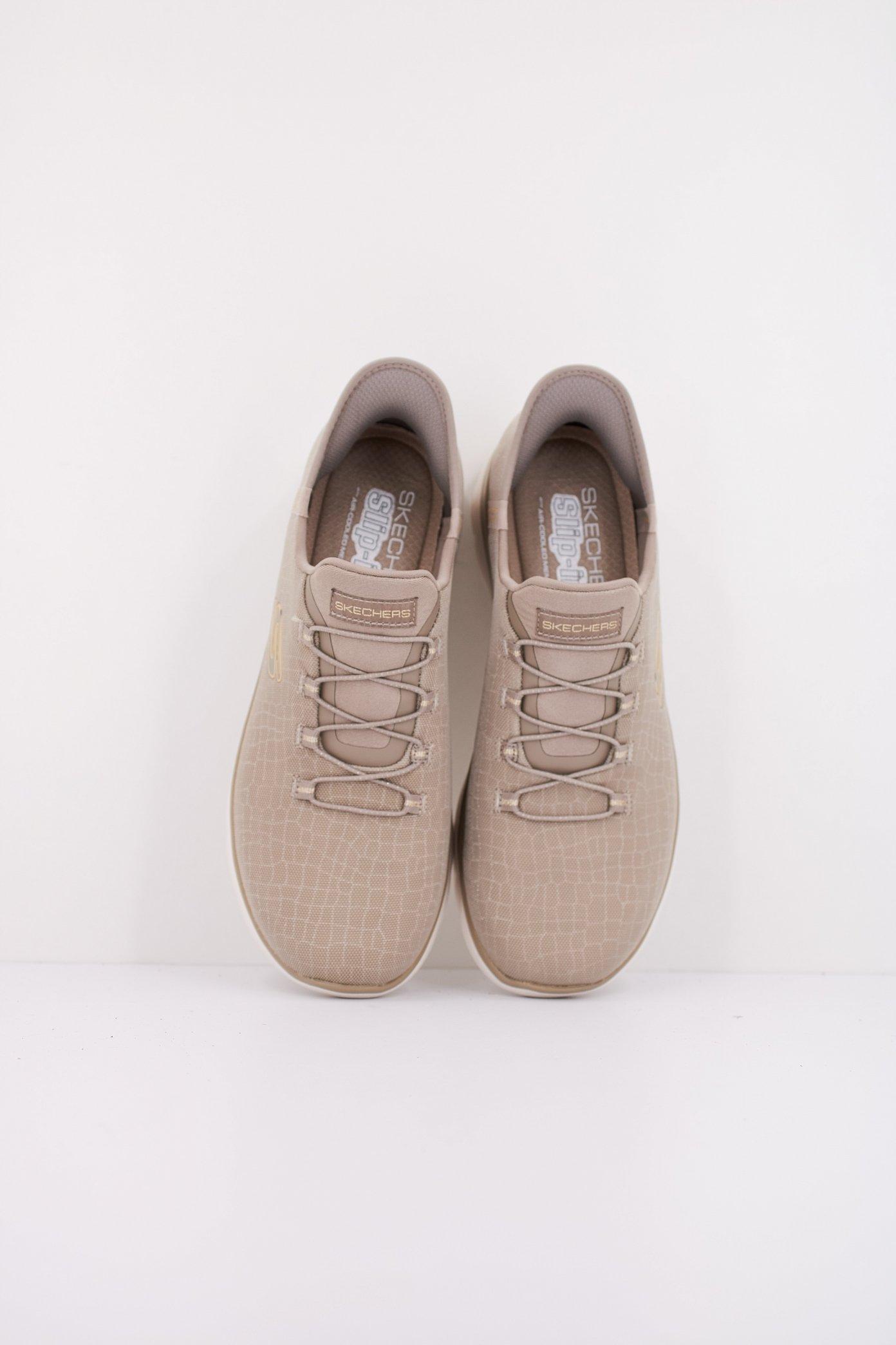 SKECHERS SUMMITS-CLASSY NIGHT SLIP-INS en color BEIS  (3)