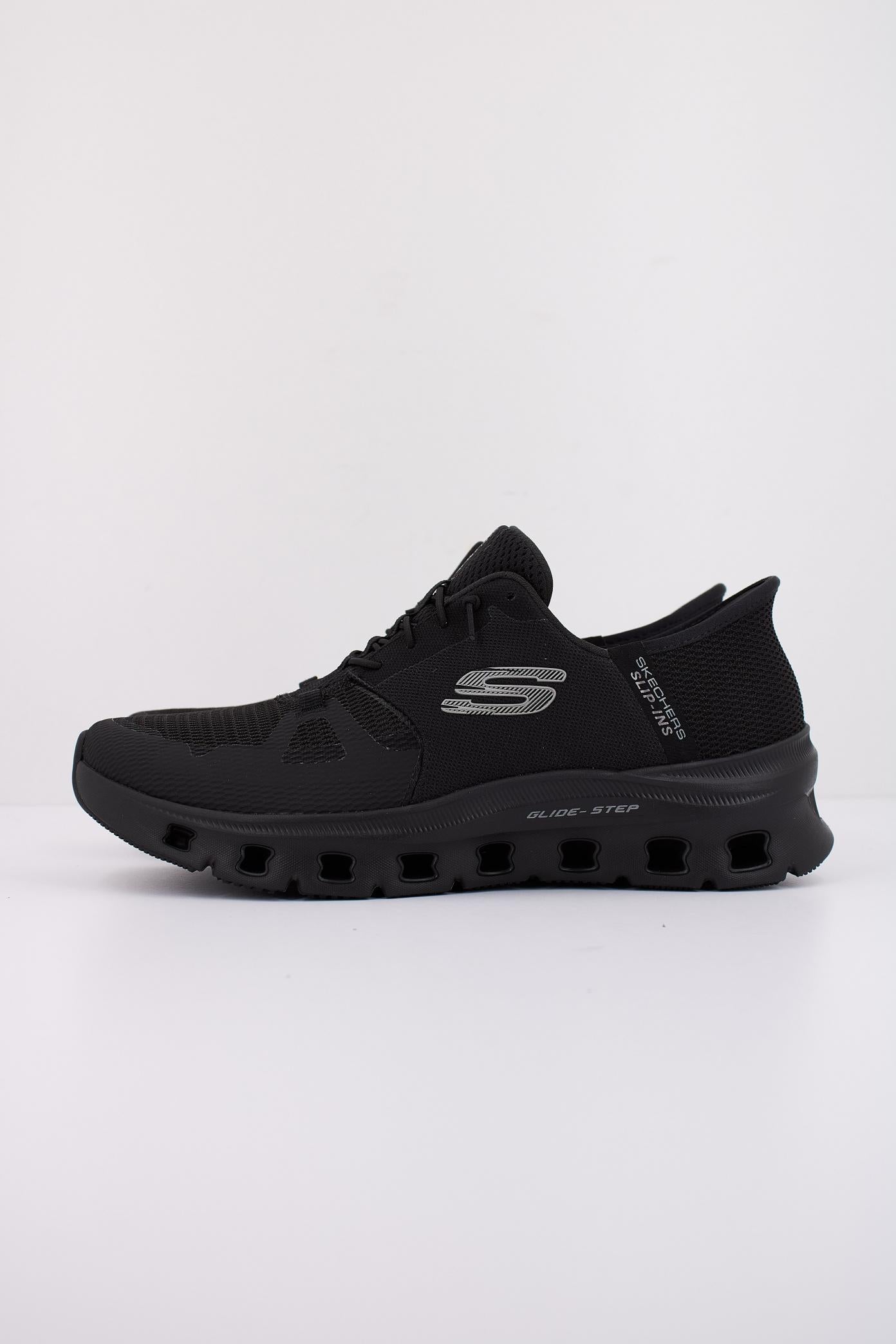 SKECHERS GLIDE STEP PRO en color NEGRO  (1)