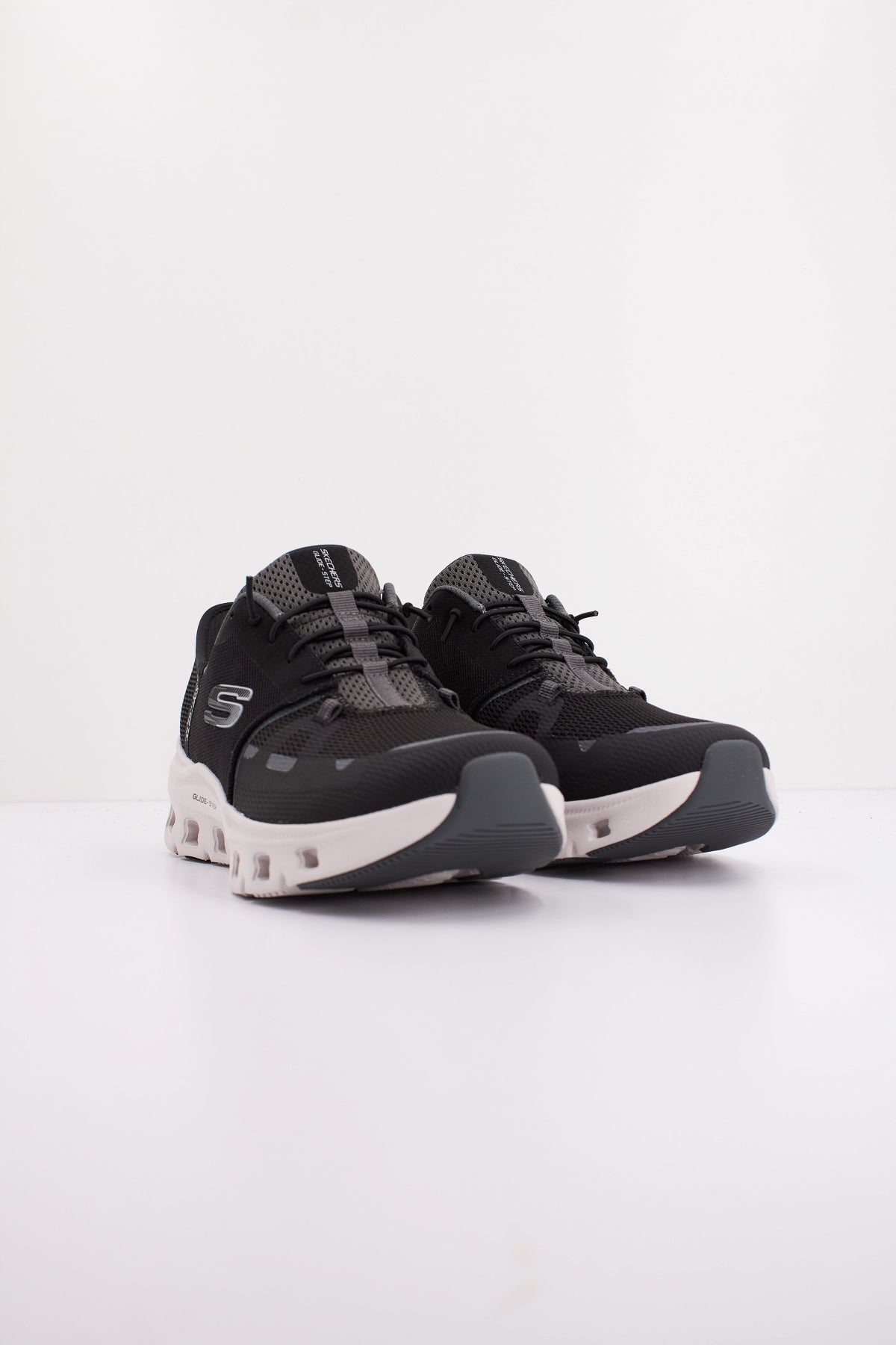 SKECHERS GLIDE STEP PRO en color NEGRO  (2)