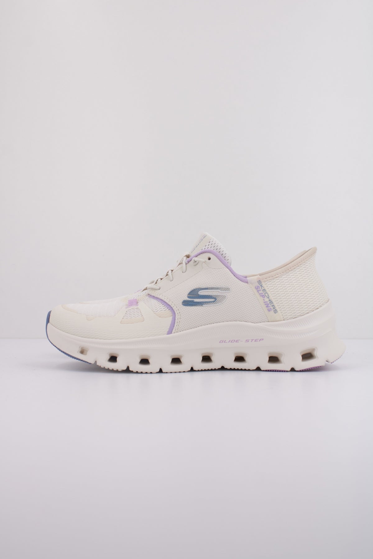 SKECHERS GLIDE-STEP PRO en color BEIS  (1)