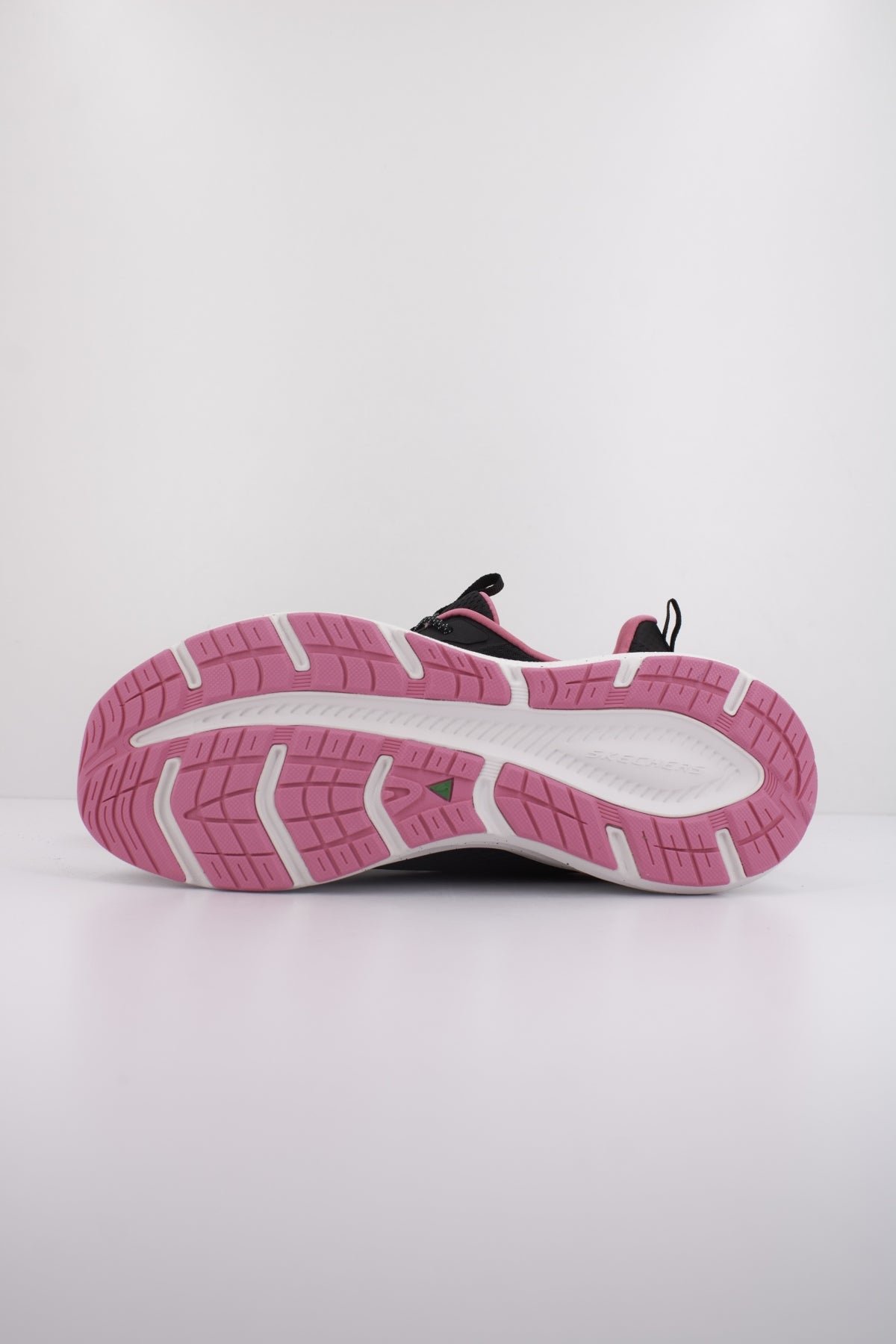 SKECHERS EDGERIDE-SMOOTH JOUR en color NEGRO  (5)