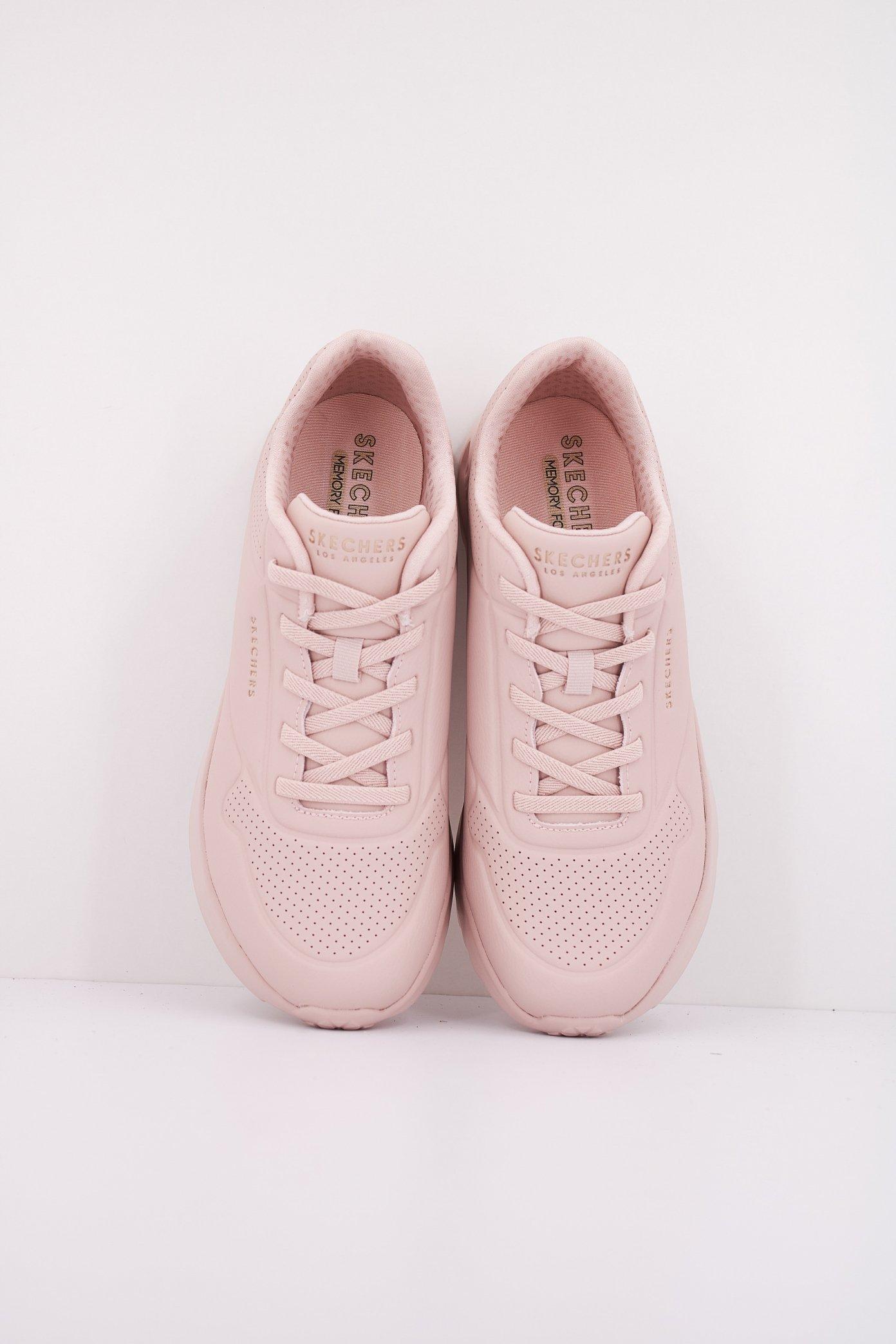 SKECHERS UNO LITE - LITE WORK en color ROSA  (3)