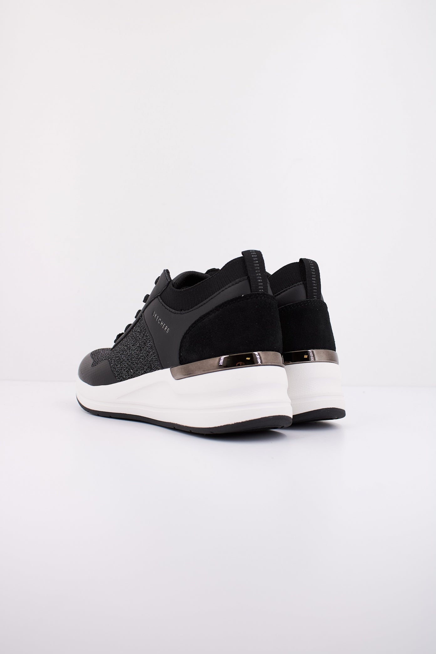 SKECHERS BILLION  - WINNING en color NEGRO  (4)