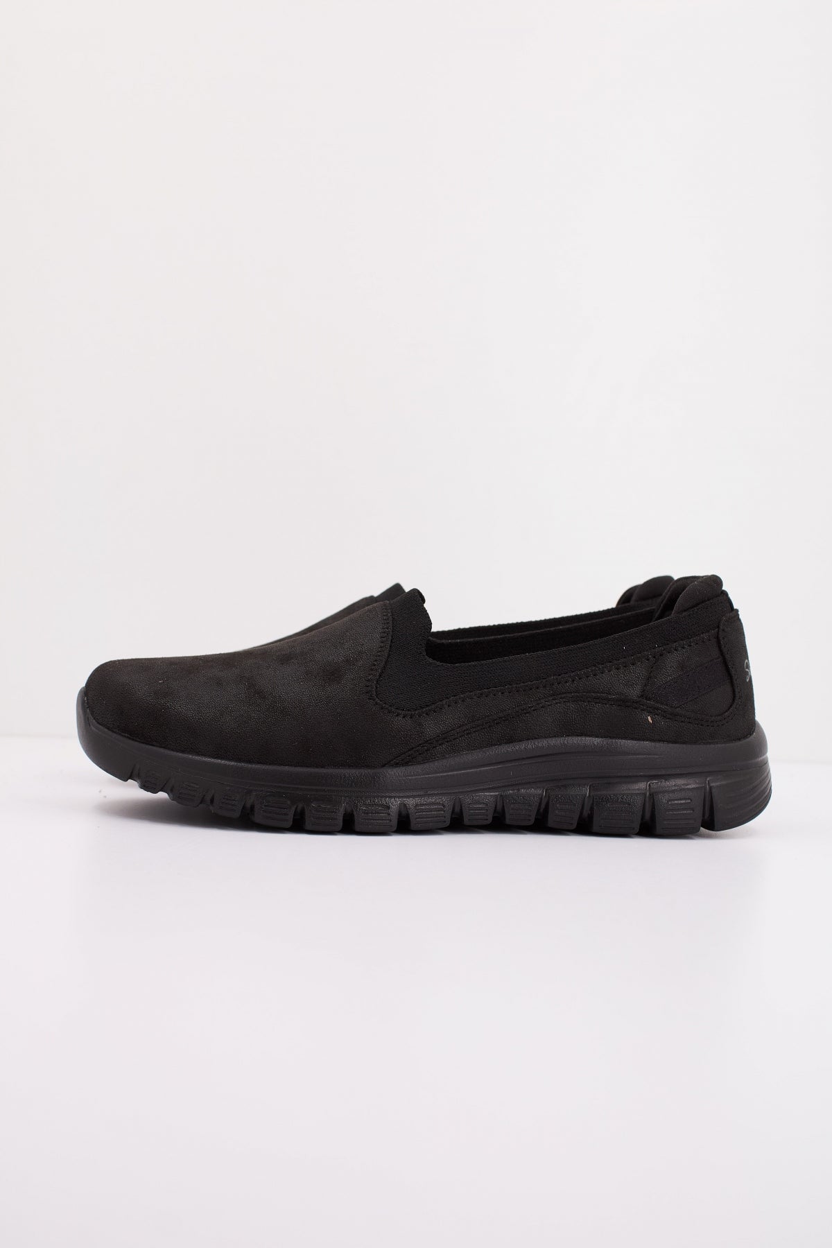 SKECHERS GRACEFUL - LEANING I en color NEGRO  (1)