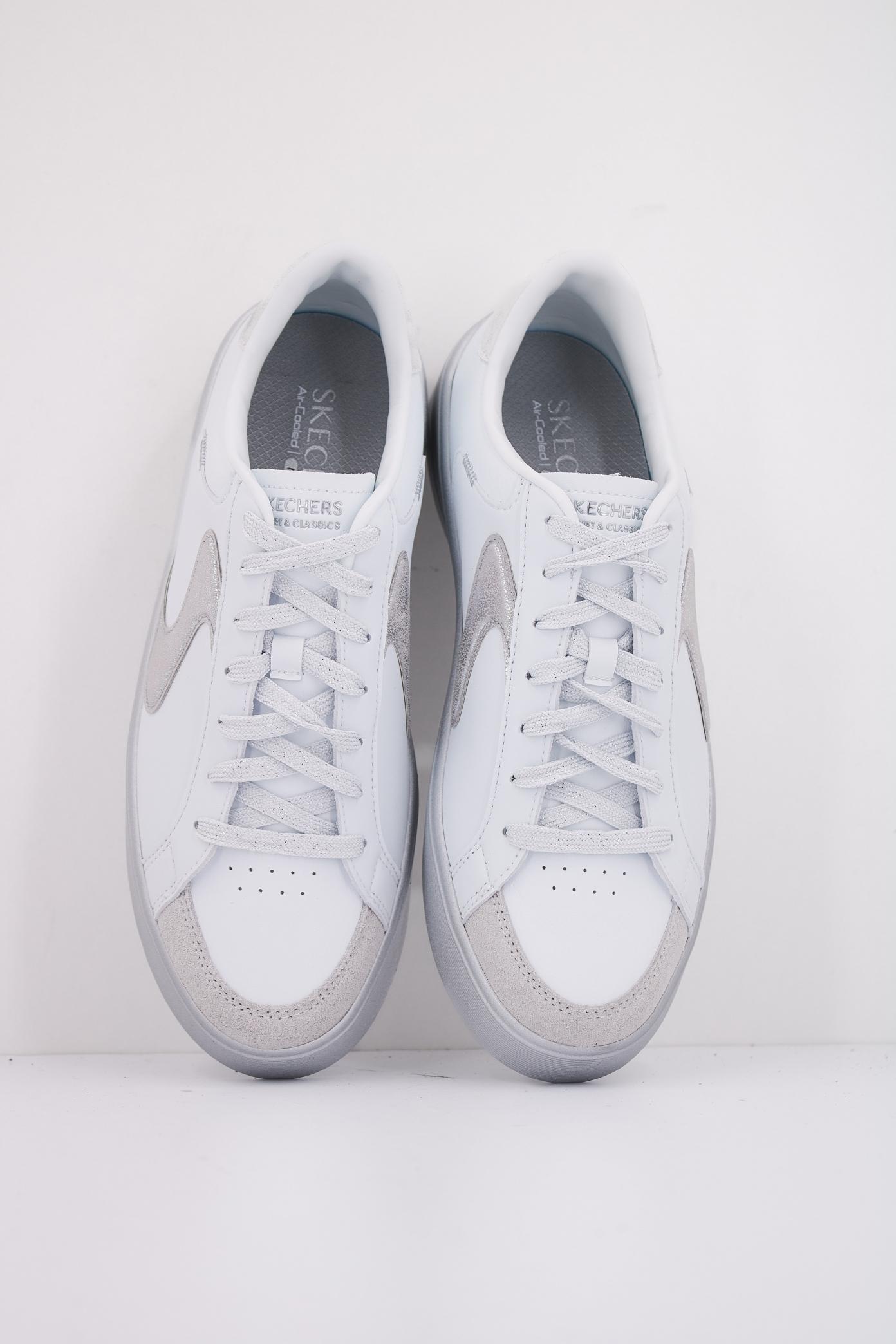 SKECHERS HILAND - QUITE CHIC en color BLANCO  (3)