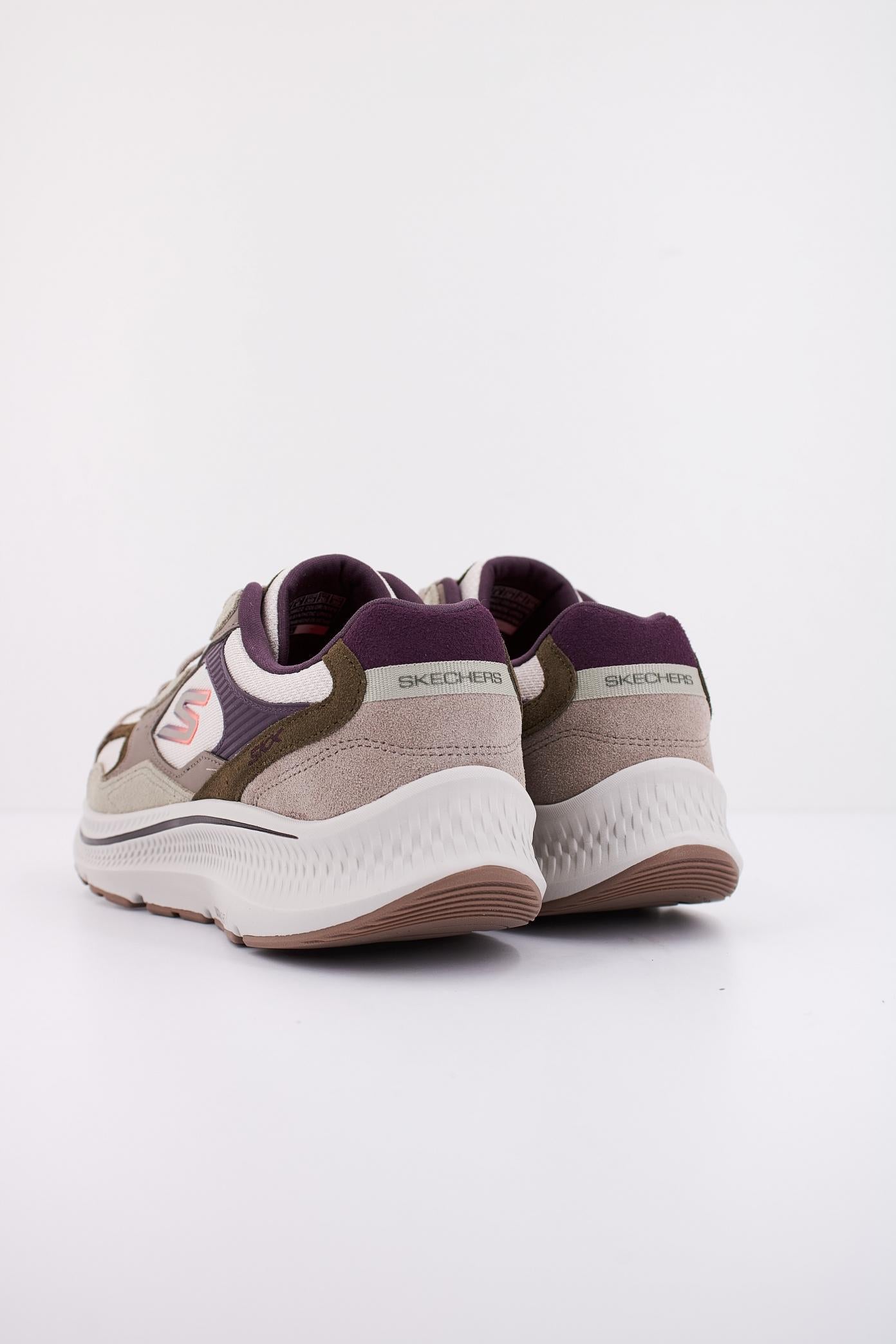SKECHERS  GO RUN CONSISTENT . en color BEIS  (4)