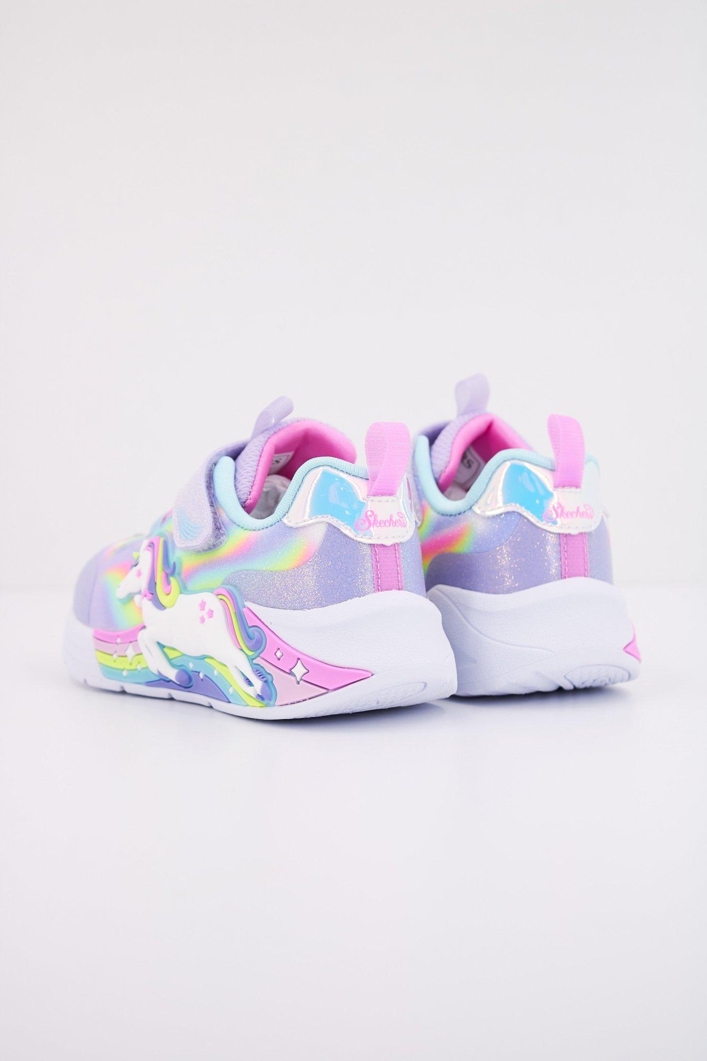 SKECHERS UNICORN CHASER en color VIOLETA  (4)