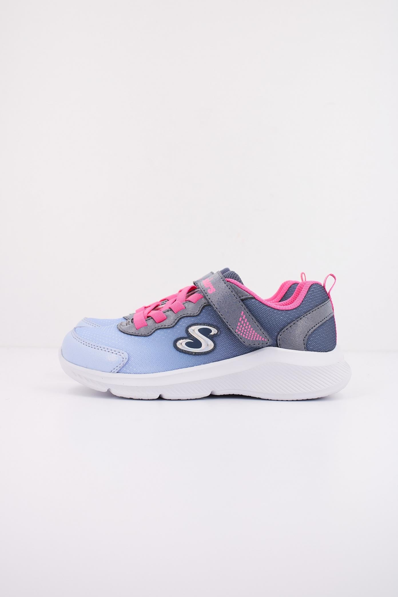 SKECHERS SOLE SWIFTERS - CUTIE WALK en color AZUL  (1)