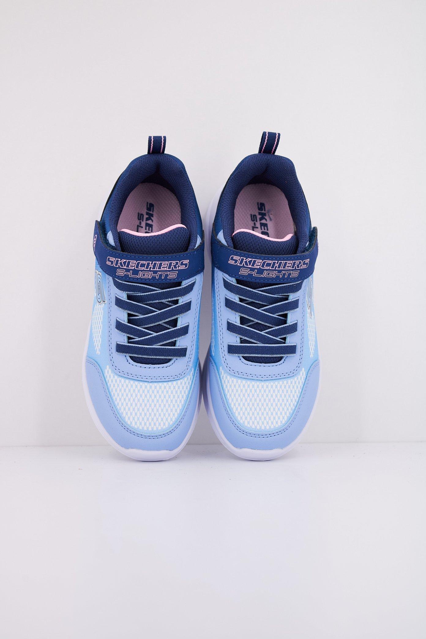 SKECHERS SOLA GLOW  en color AZUL  (3)