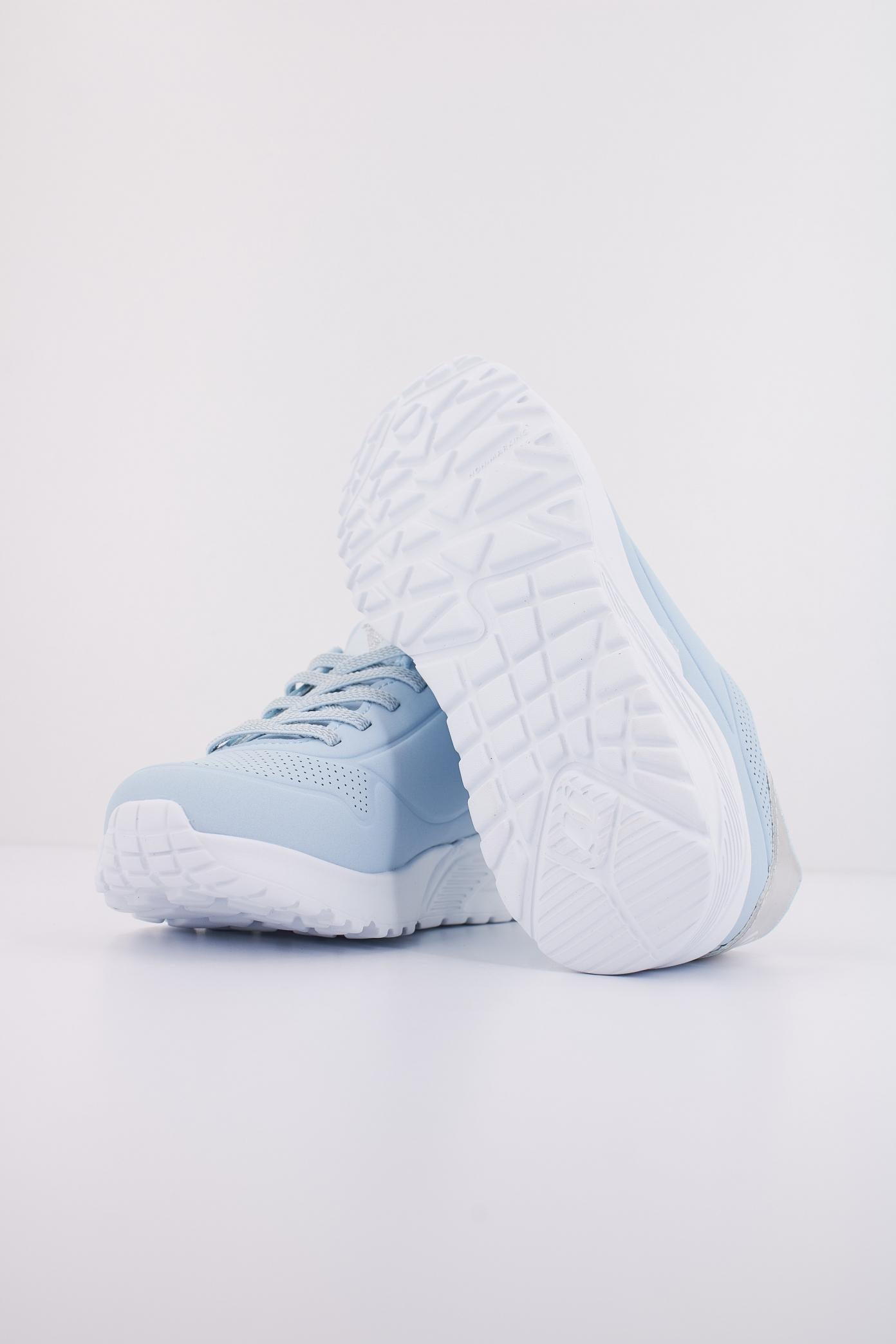 SKECHERS UNO LITE-METALLIC MO en color AZUL  (5)
