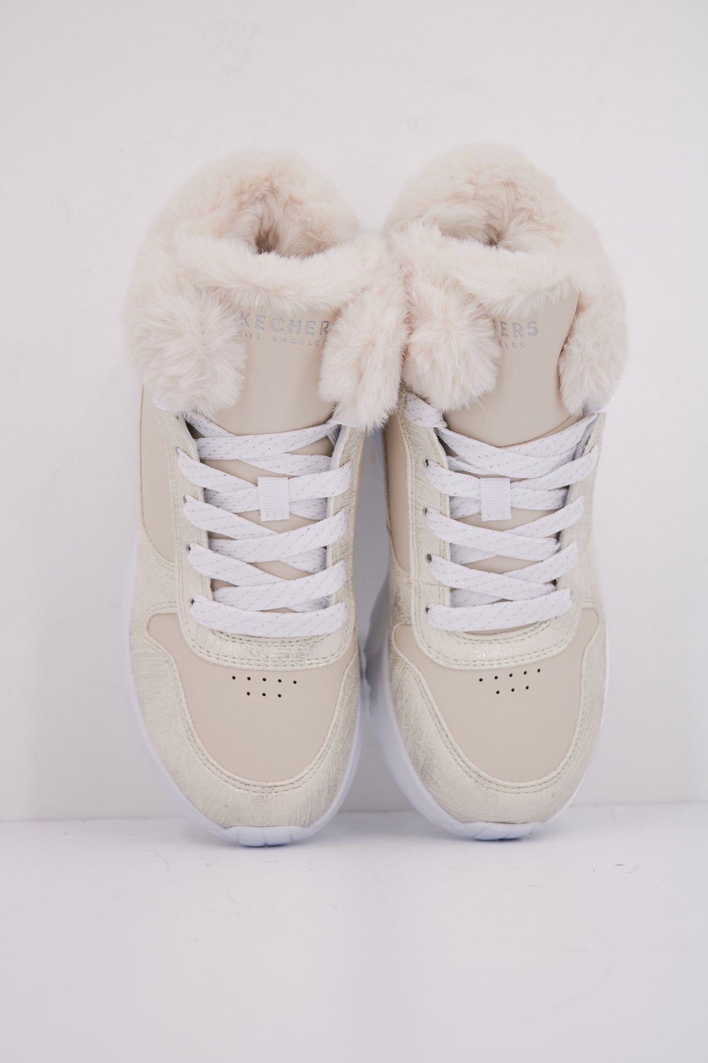 SKECHERS UNO LITE - COMFURT C en color BLANCO  (3)