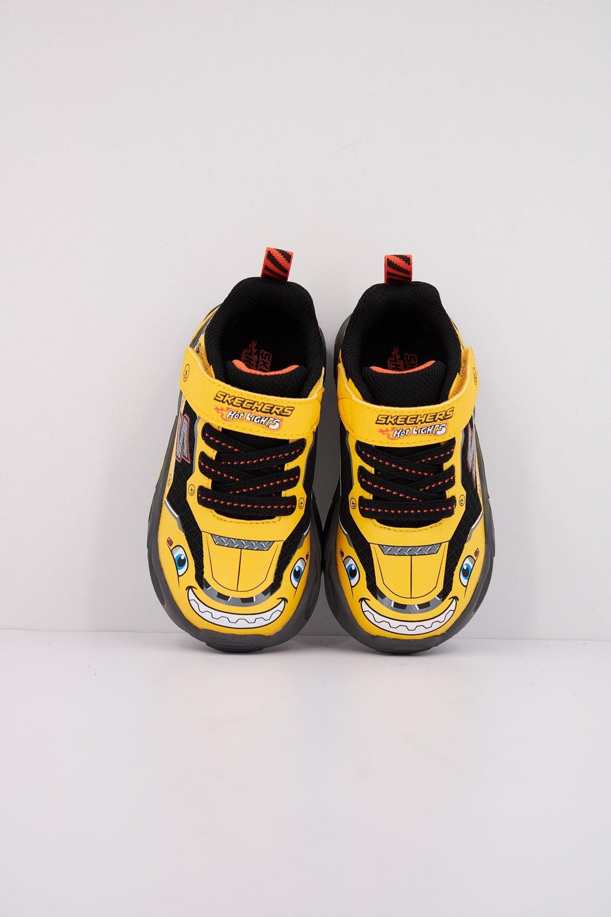 SKECHERS THERMO-FLASH - TRUCK en color AMARILLO  (3)