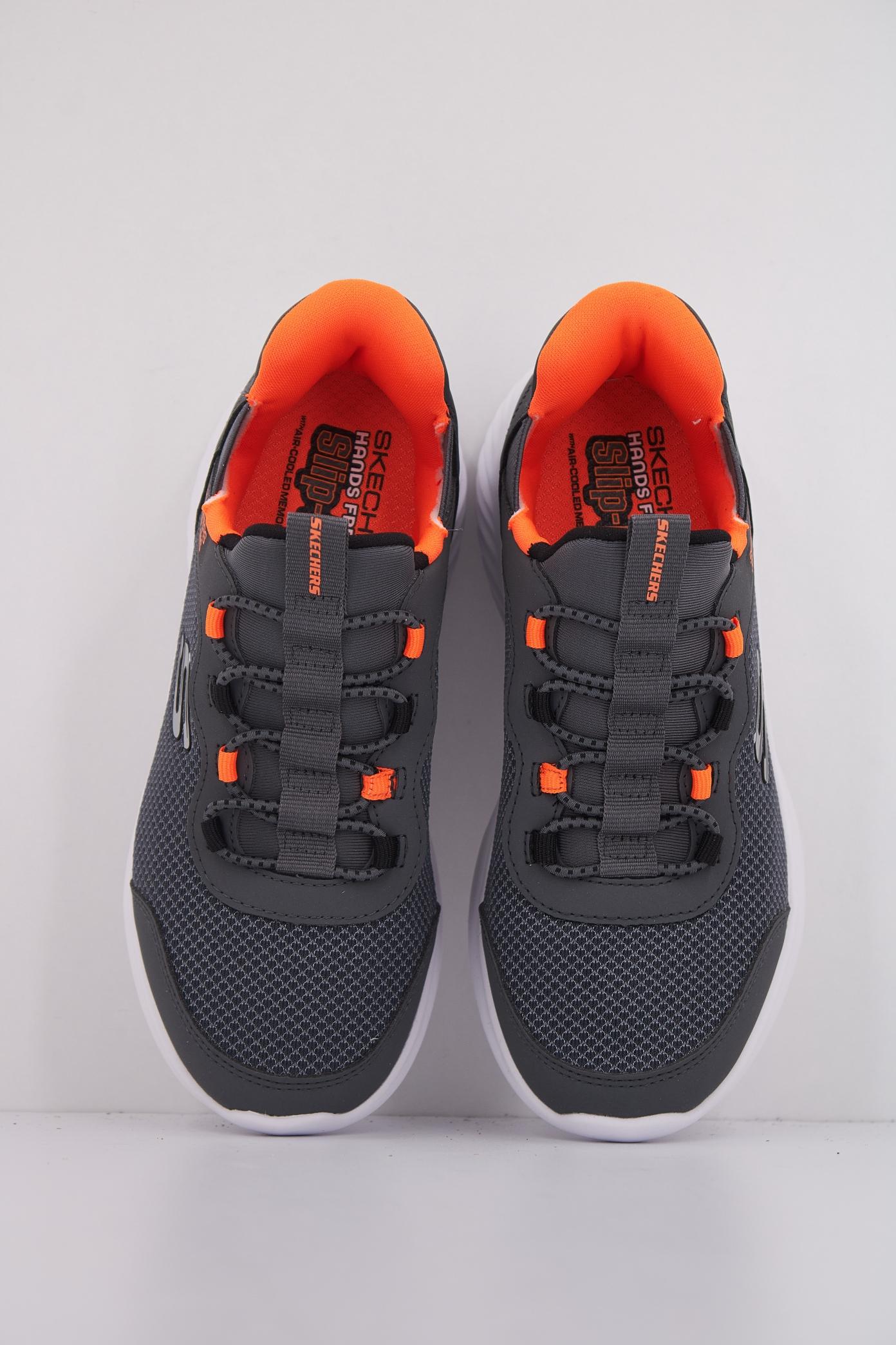 SKECHERS BOUNDER - BRISK-BURS SLIP-INS en color GRIS  (3)