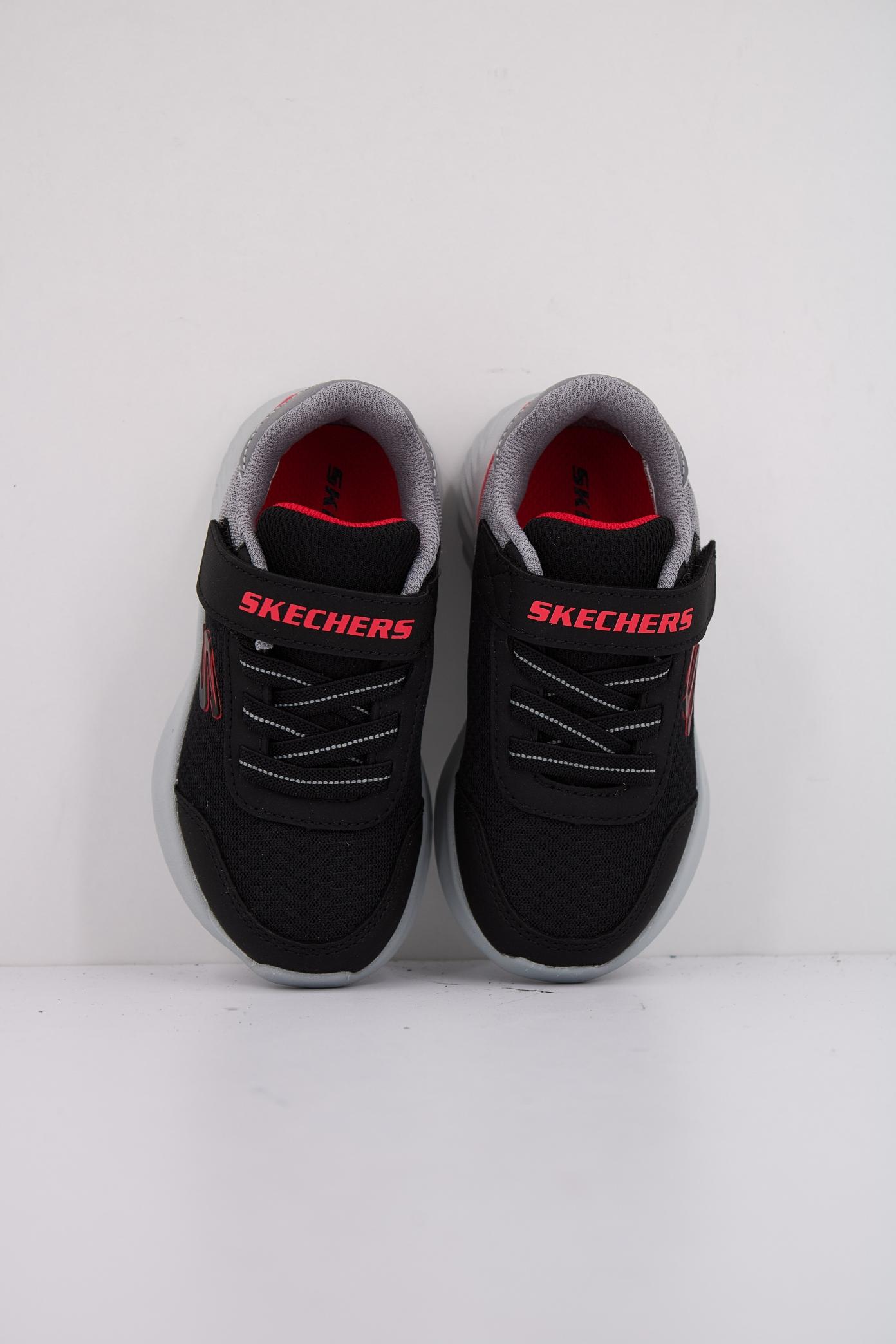 SKECHERS  BOUNDER - TREZIC en color NEGRO  (3)