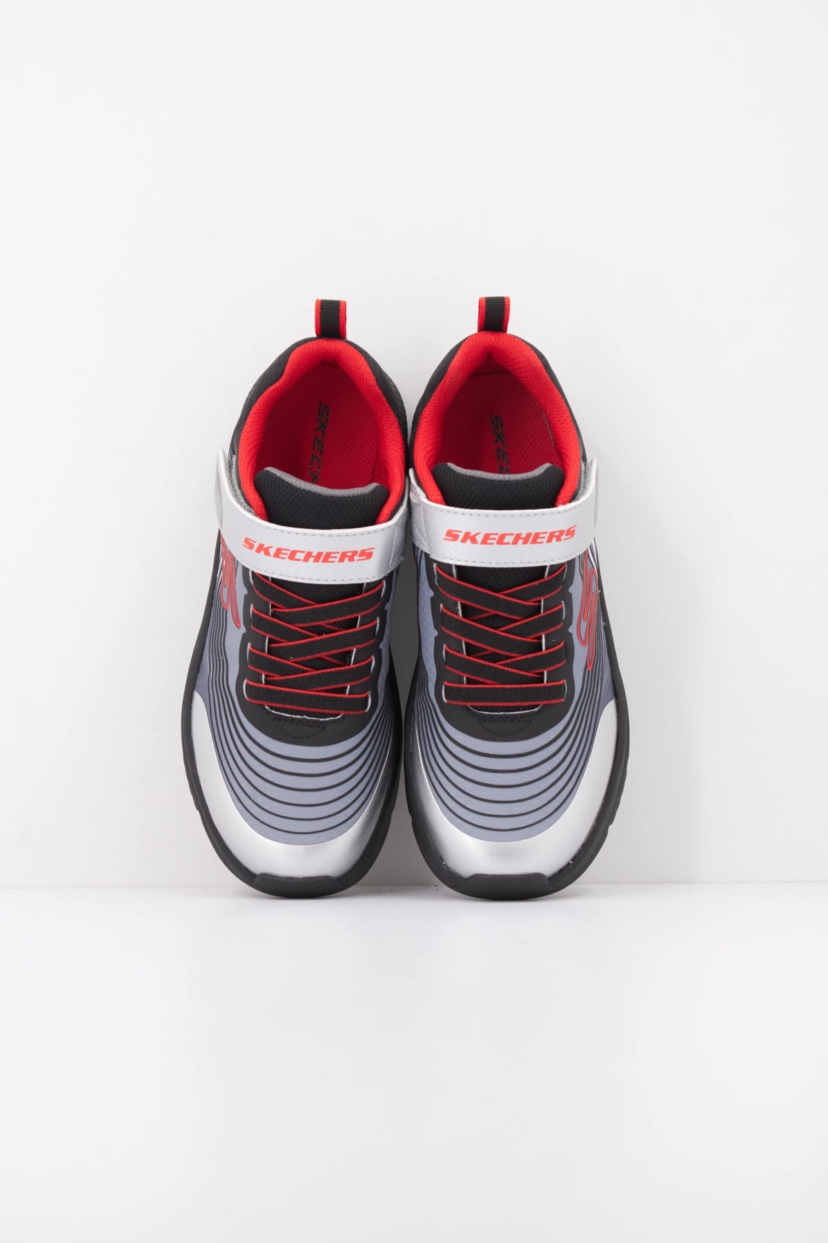 SKECHERS L  en color GRIS  (3)