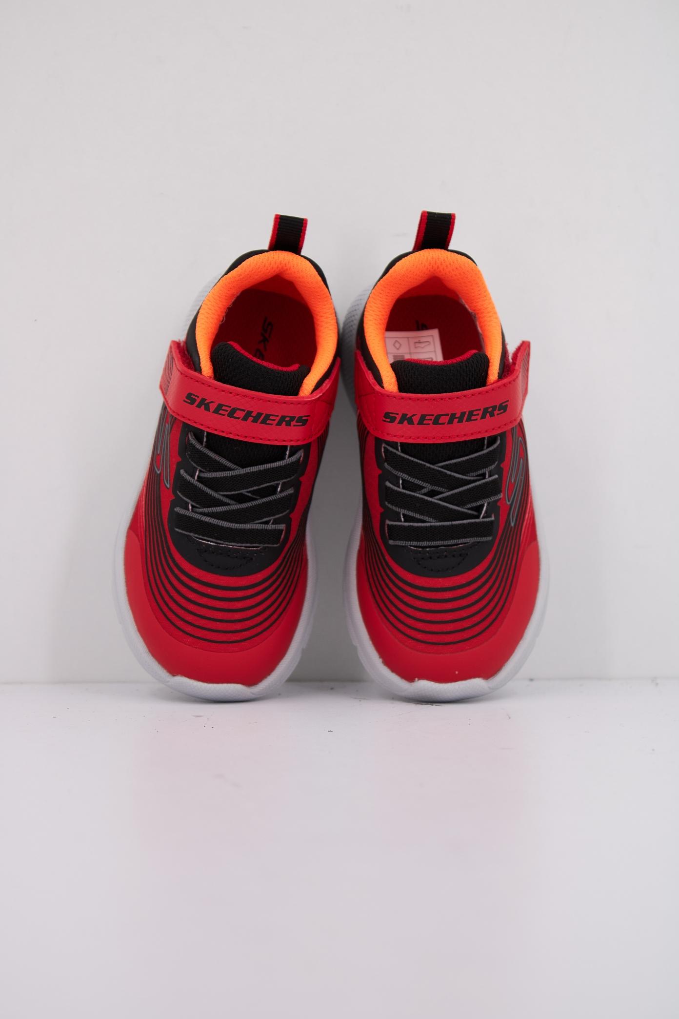 SKECHERS MICROSPEC ADVANCE en color ROJO  (3)