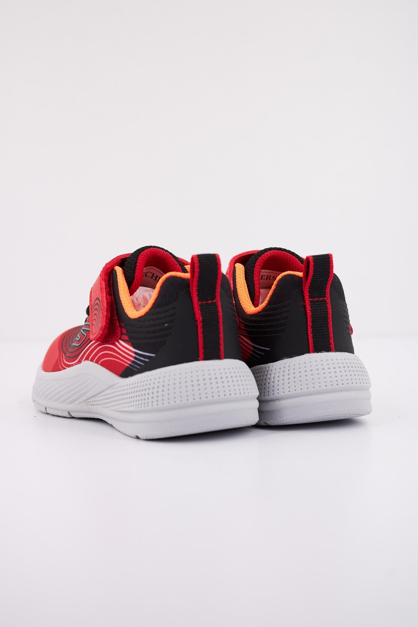 SKECHERS MICROSPEC ADVANCE en color ROJO  (4)