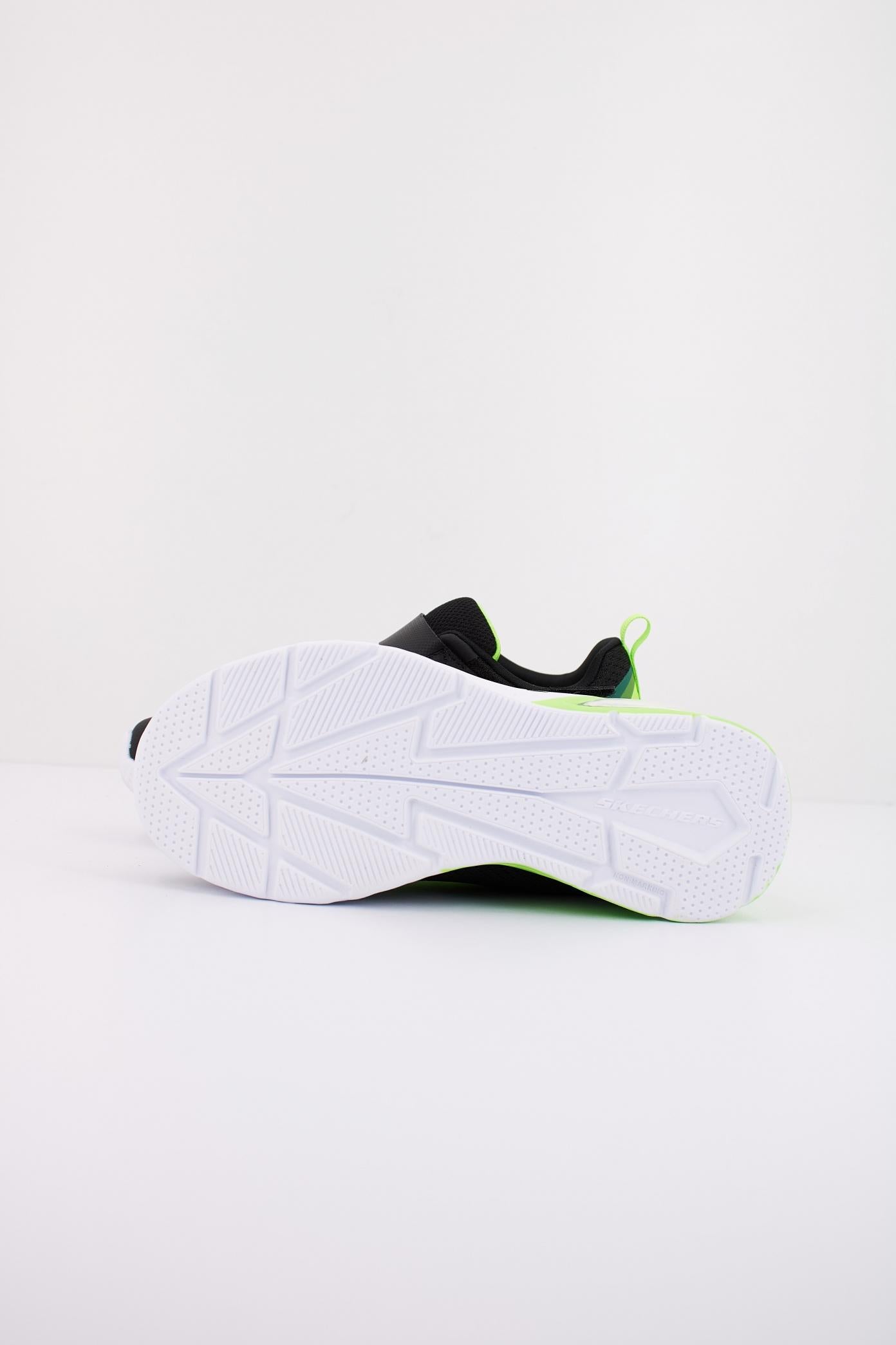 SKECHERS MICROSPEC MAX II - V en color NEGRO  (5)