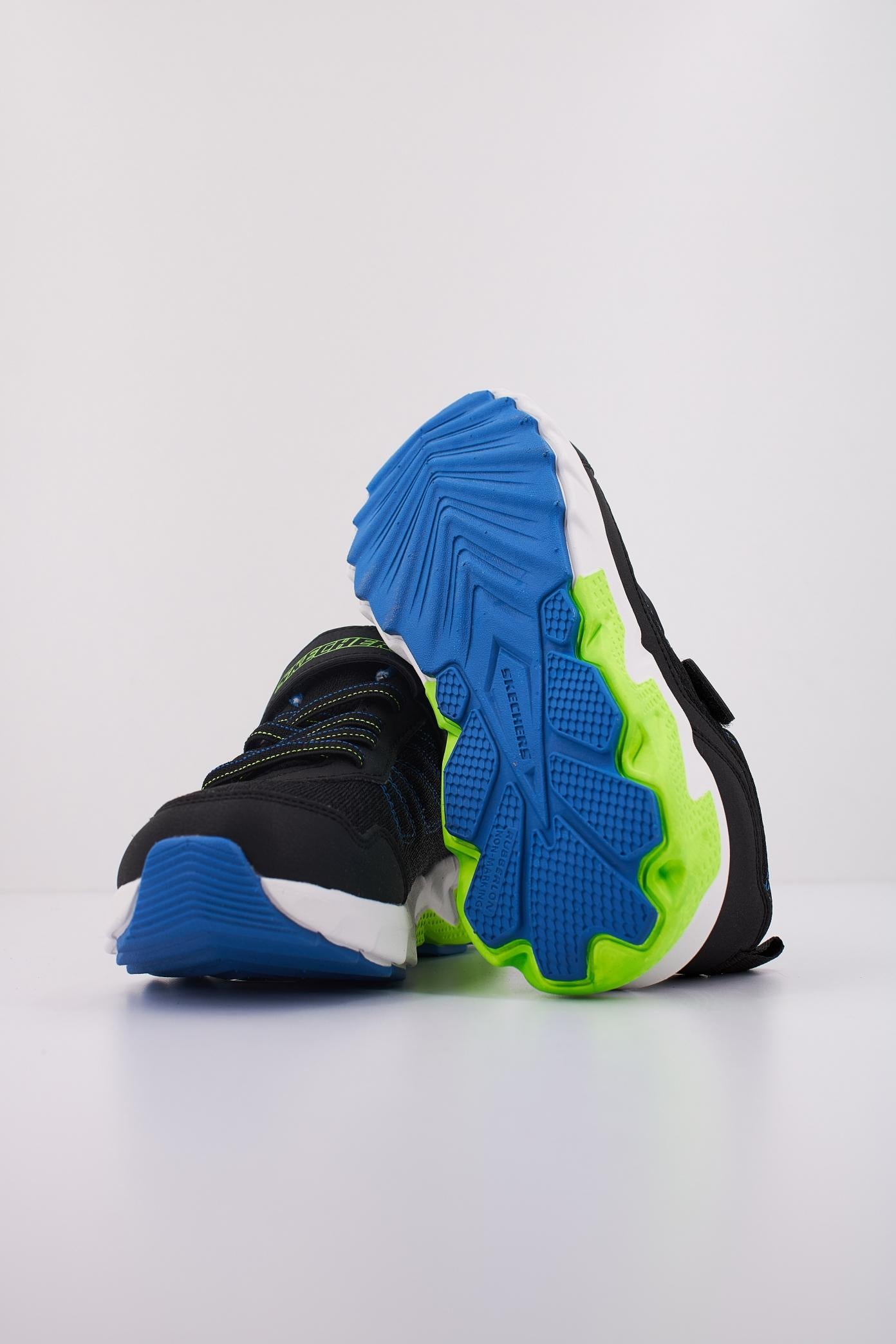 SKECHERS ELITE SPORT TRAD - SPEC-STRIDE en color NEGRO  (5)