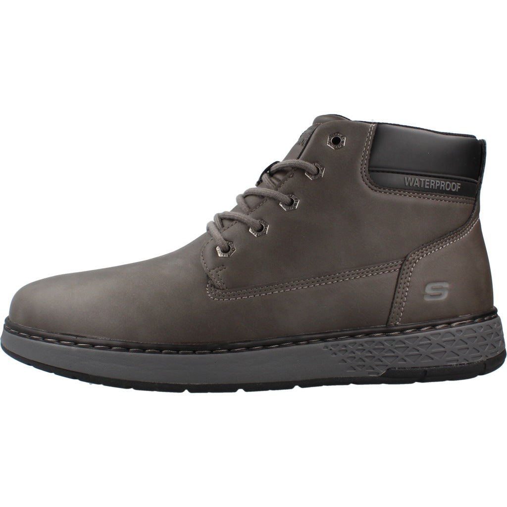 SKECHERS GARLAN - DENO en color GRIS  (2)