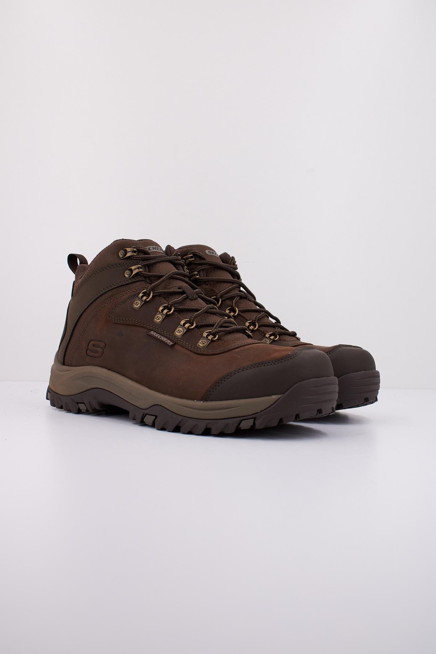 SKECHERS RELMENT - LENNOX en color MARRON  (2)
