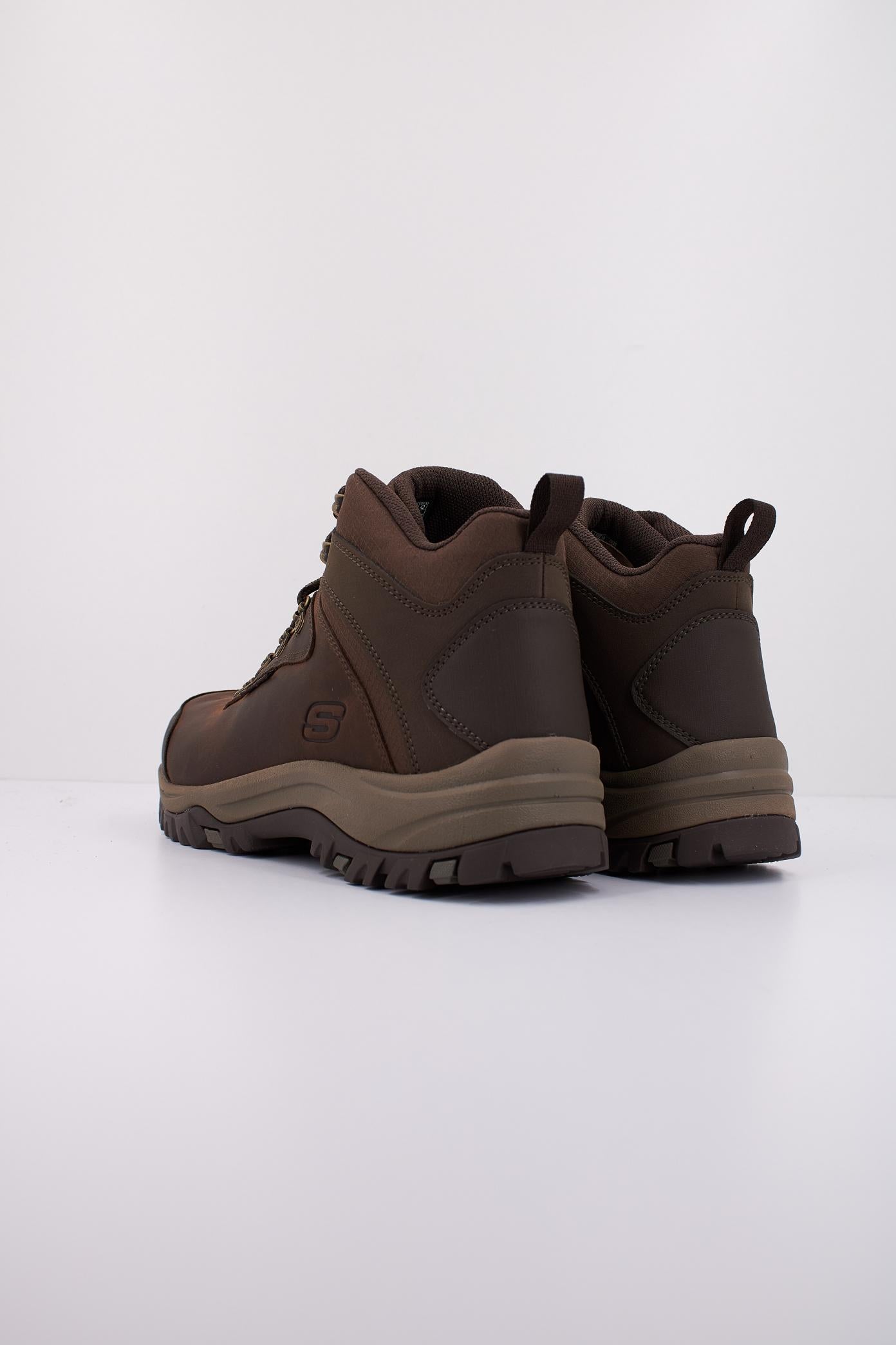 SKECHERS RELMENT - LENNOX en color MARRON  (4)