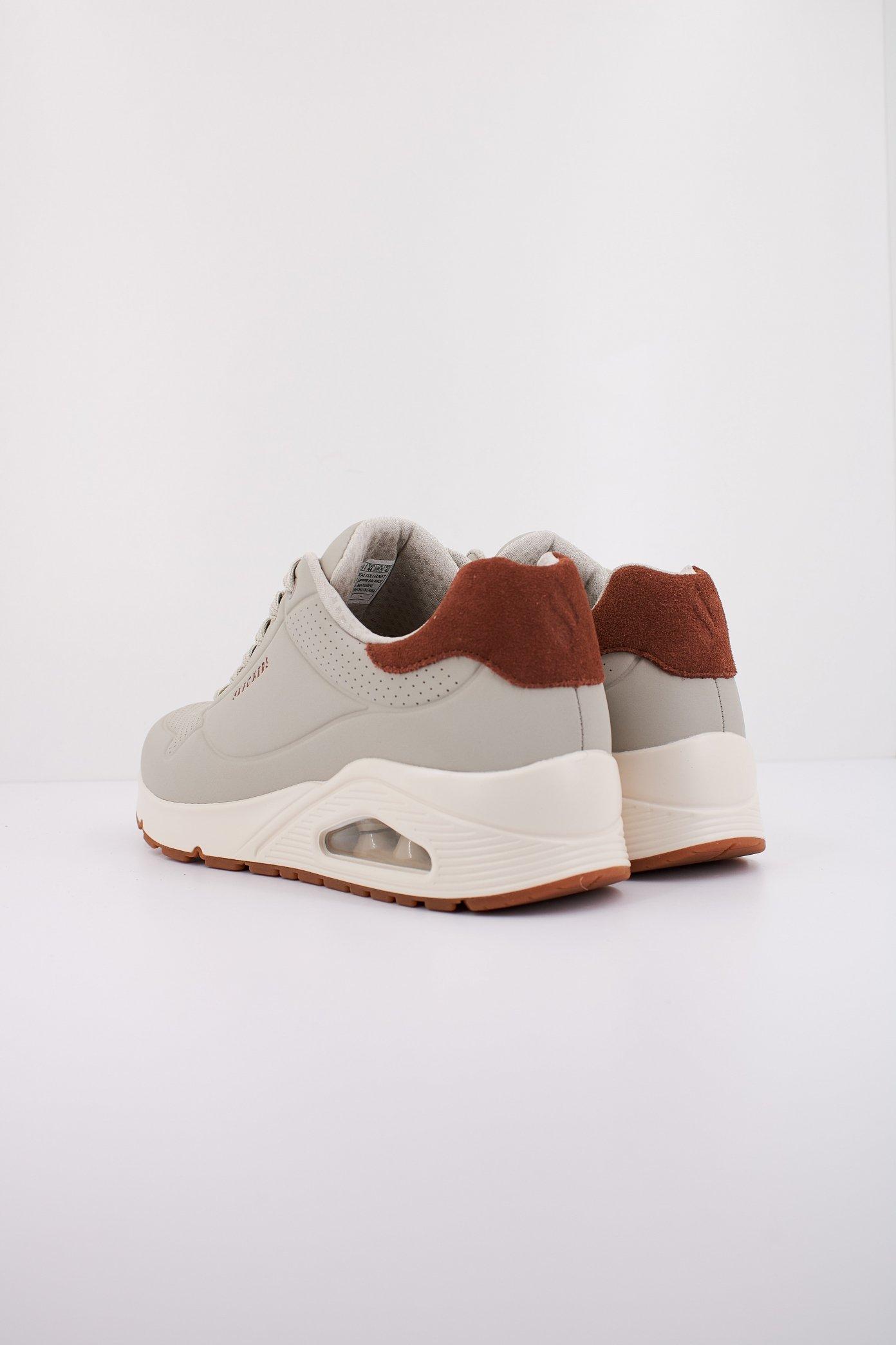 SKECHERS UNO - SUITED ON AIR en color GRIS  (4)