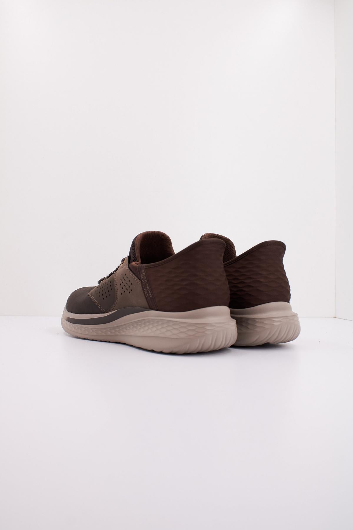 SKECHERS SLADE - MACKLIN en color MARRON  (4)