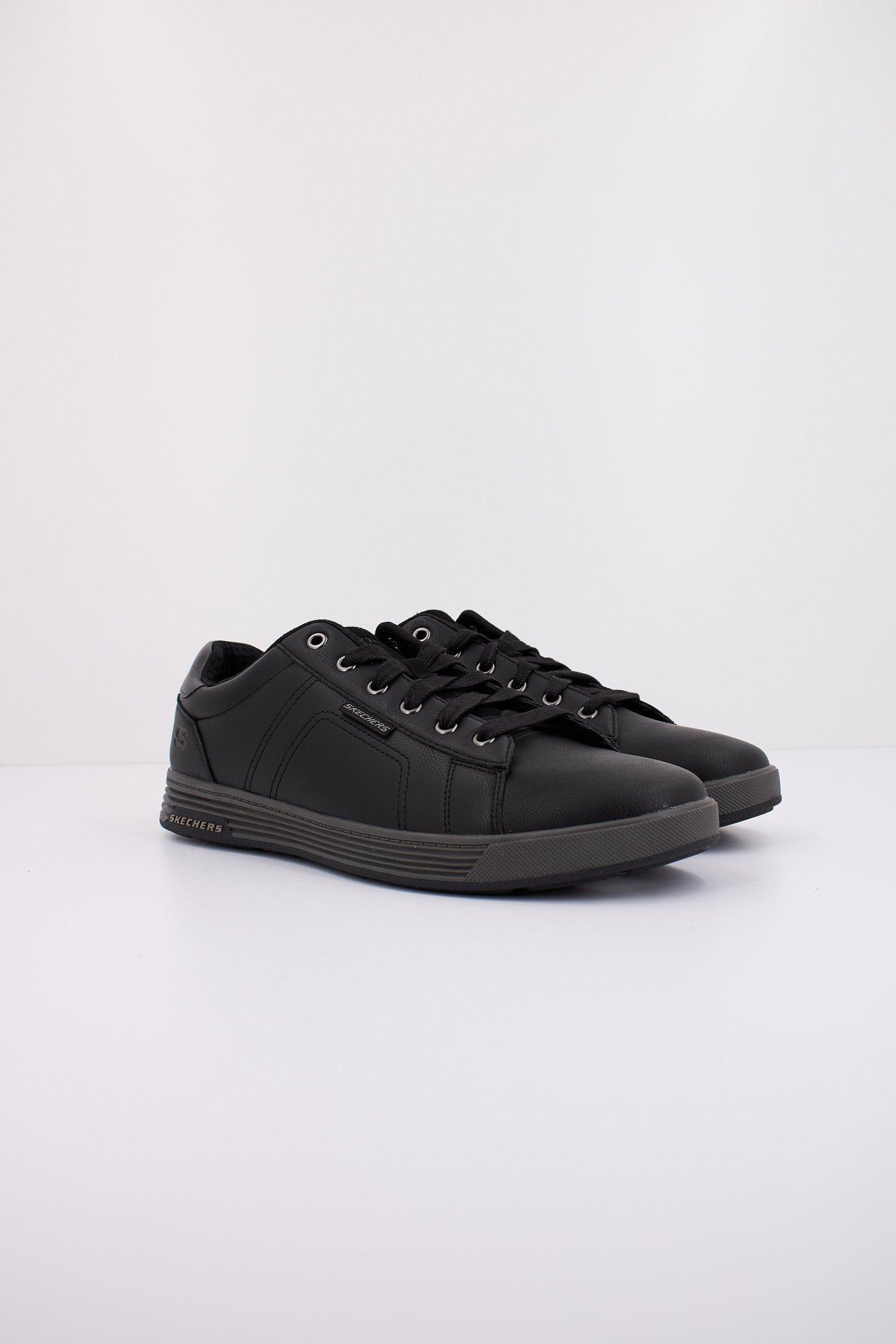SKECHERS CAVELL - HENSLEY en color NEGRO  (2)