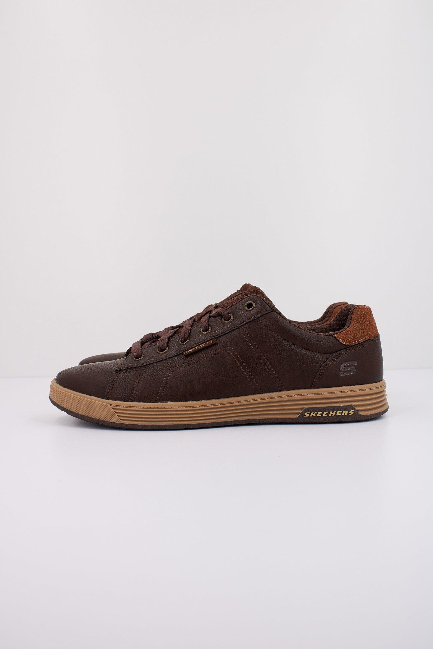 SKECHERS CAVELL - HENSLEY en color MARRON  (1)