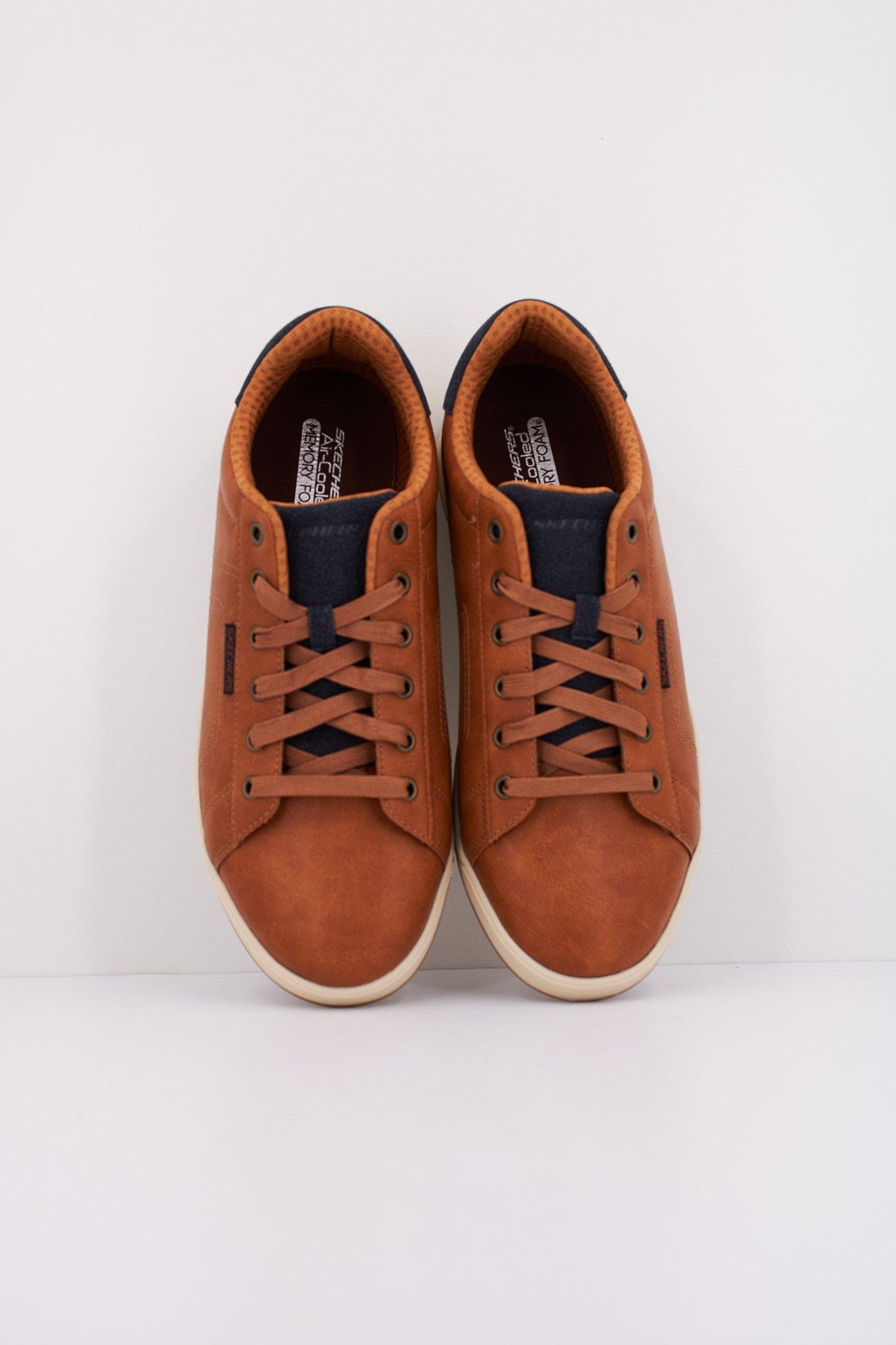 SKECHERS CAVELL - HENSLEY en color MARRON  (3)
