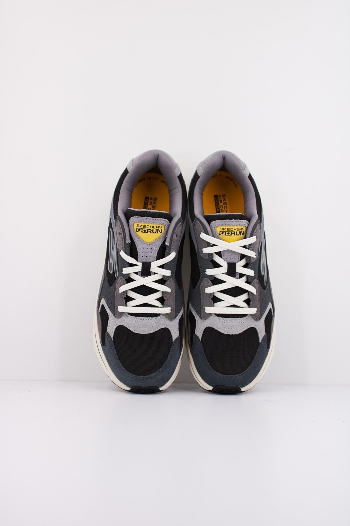 SKECHERS RUN CONSISTENT . en color GRIS  (3)