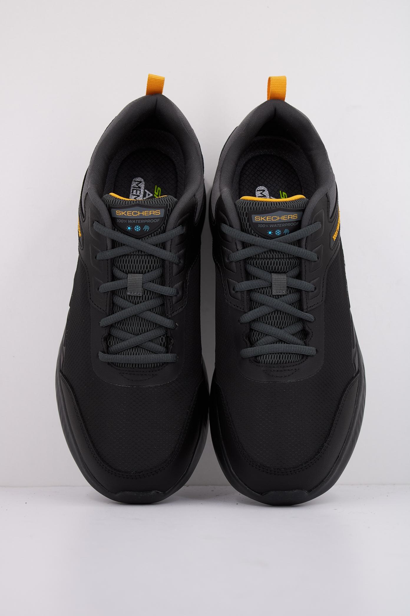 SKECHERS SKECH-LITE PRO - ANK en color NEGRO  (3)