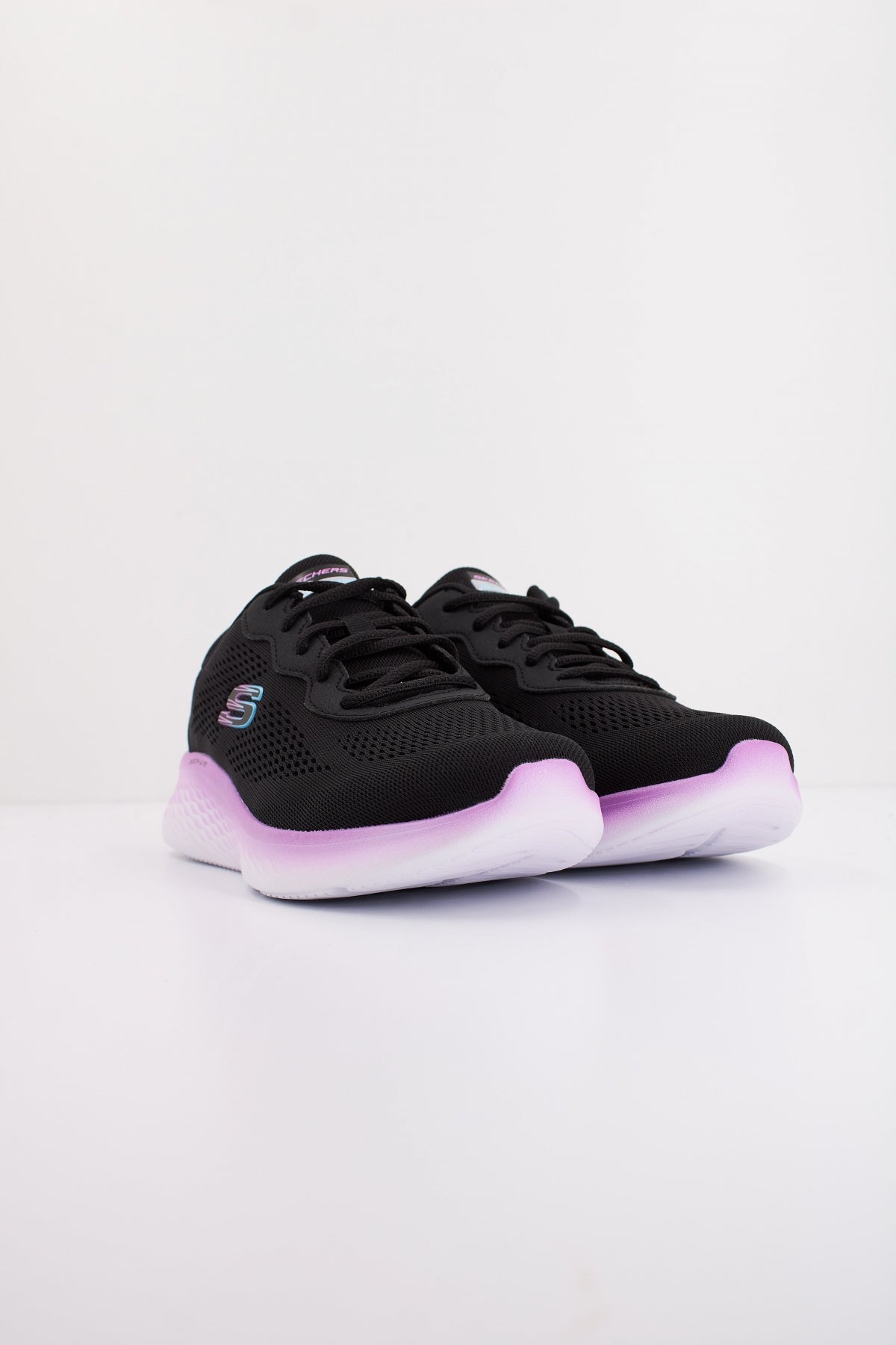 SKECHERS SKECH-LITE PRO-STUNN en color NEGRO  (2)