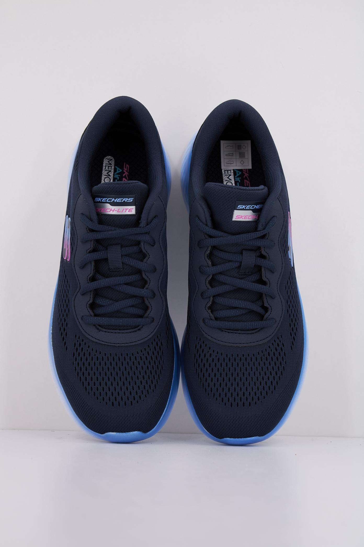 SKECHERS SKECH-LITE PRO-STUNN en color AZUL  (3)