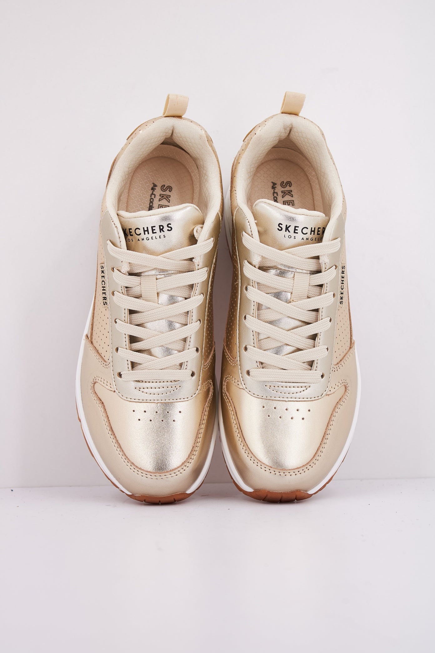 SKECHERS UNO - METALLIXS en color ORO  (3)