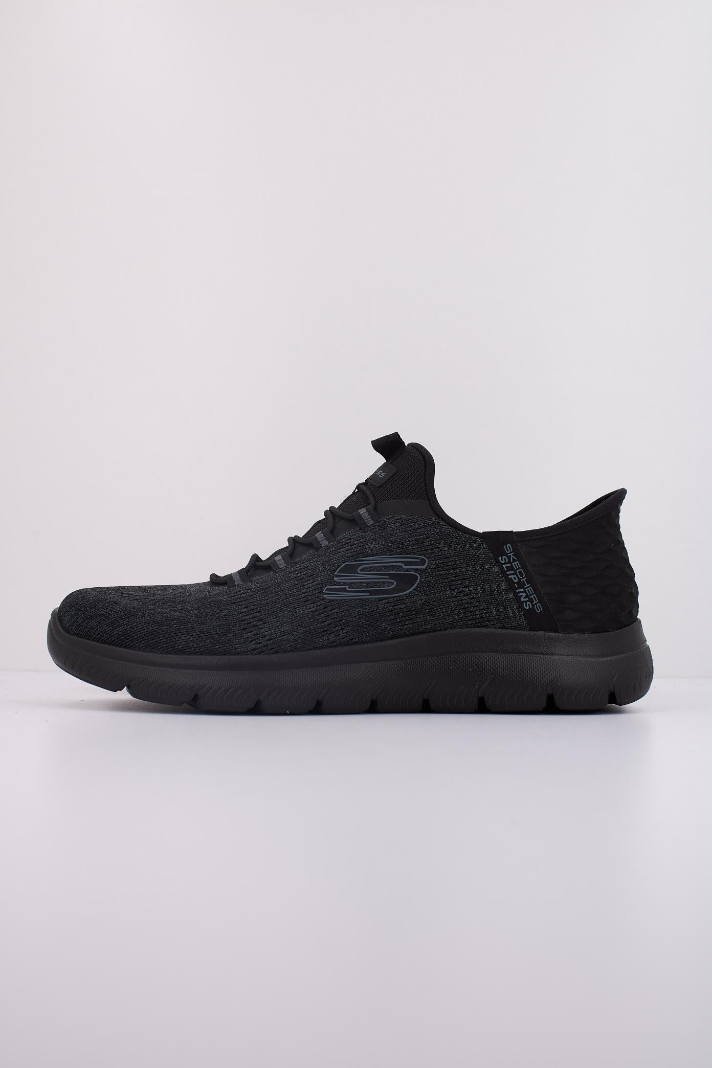 SKECHERS SUMMITS - KEY PACE  SLIP-INS en color NEGRO  (1)