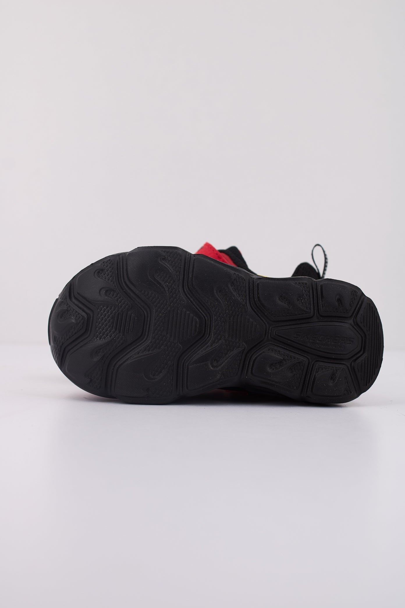 SKECHERS THERMO-FLASH - WHEEL en color ROJO  (5)
