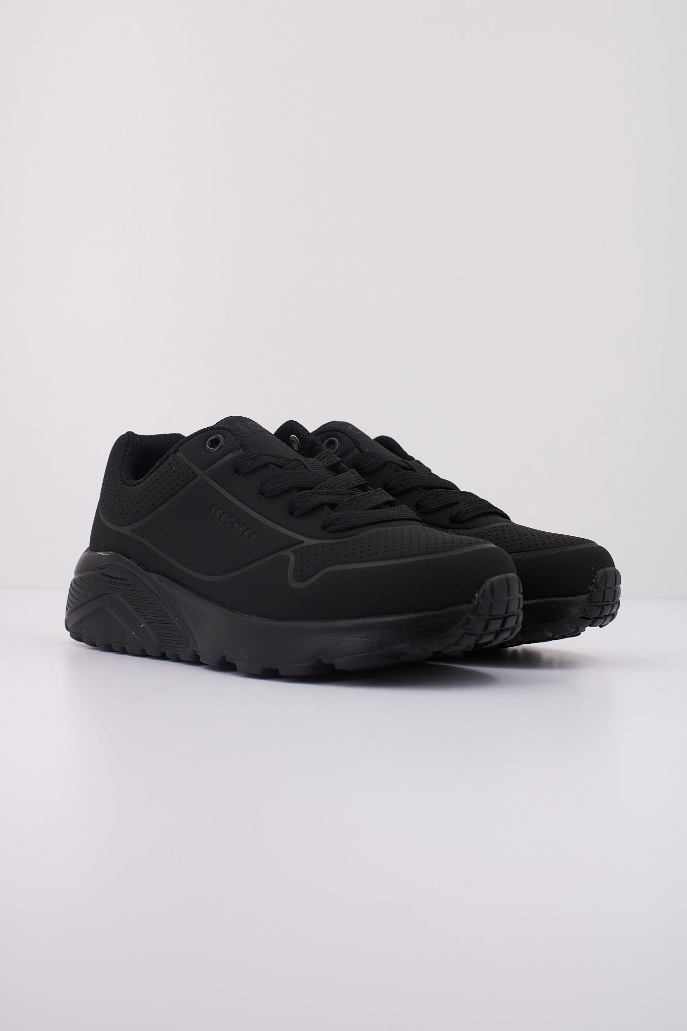 SKECHERS UNO LITE - DELODOX en color NEGRO  (2)