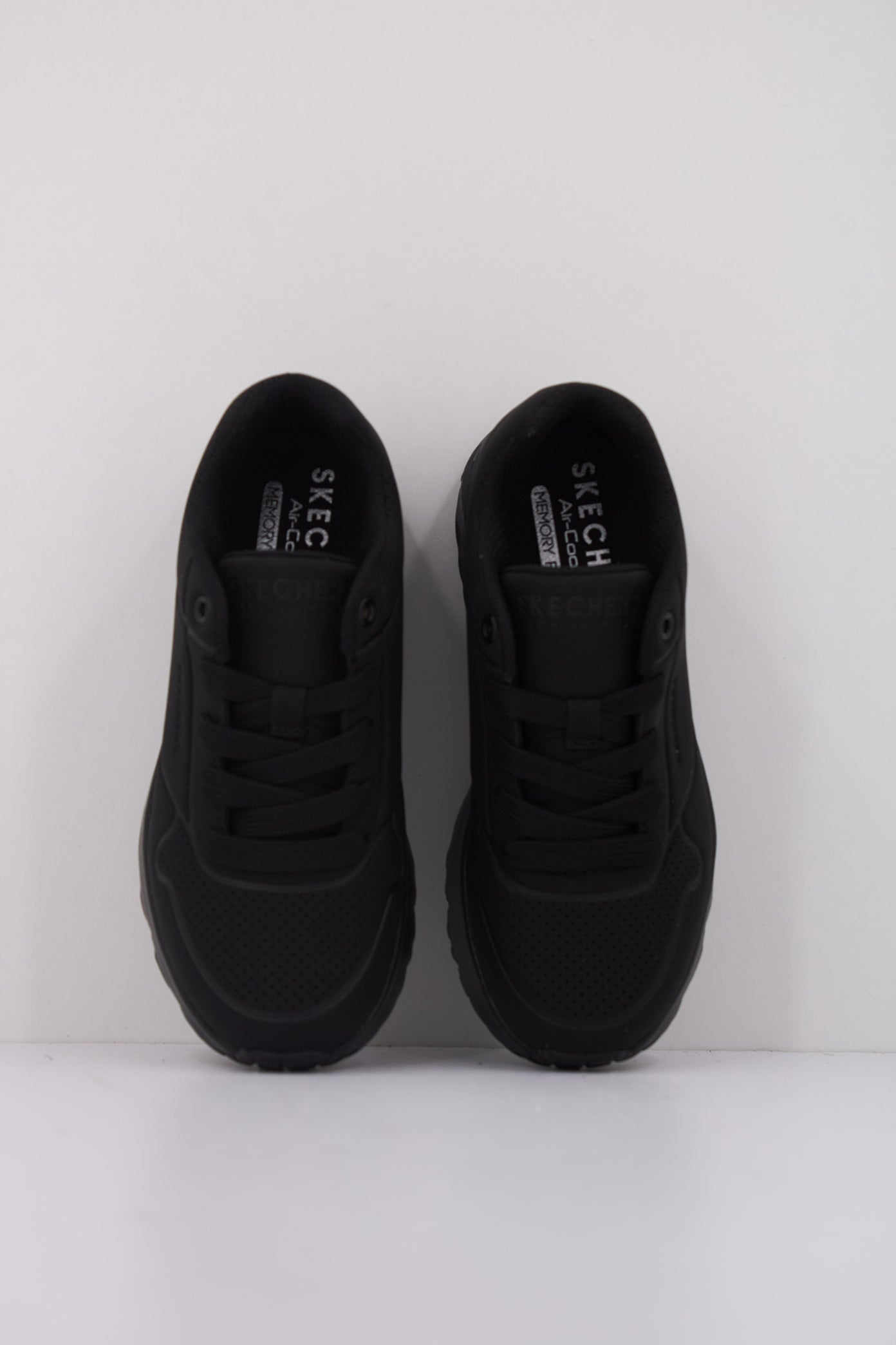 SKECHERS UNO LITE - DELODOX en color NEGRO  (3)