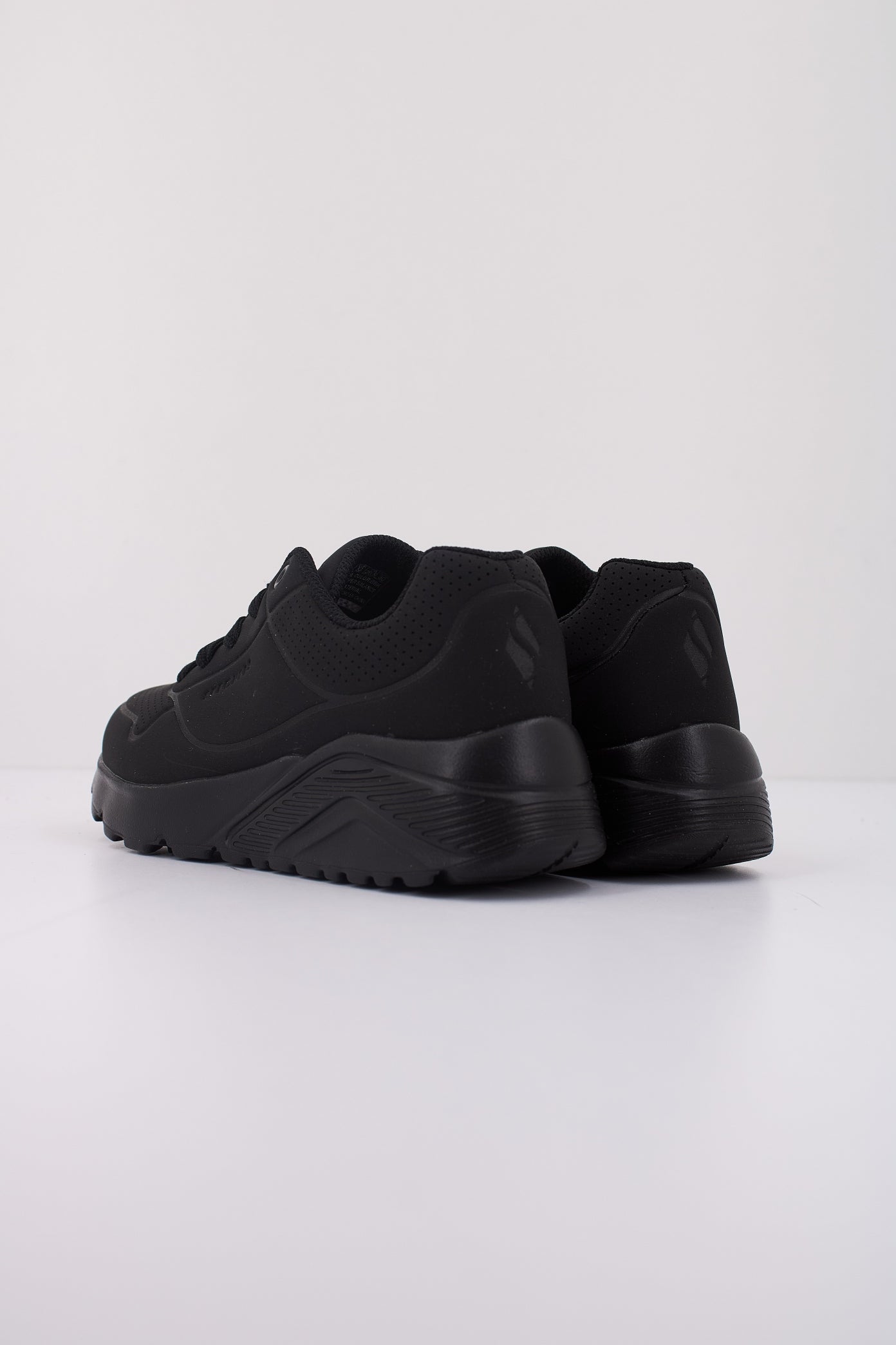 SKECHERS UNO LITE - DELODOX en color NEGRO  (4)