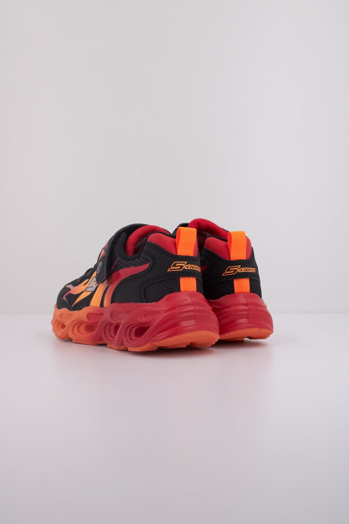 SKECHERS THERMO FLASH HEAT en color NEGRO  (4)