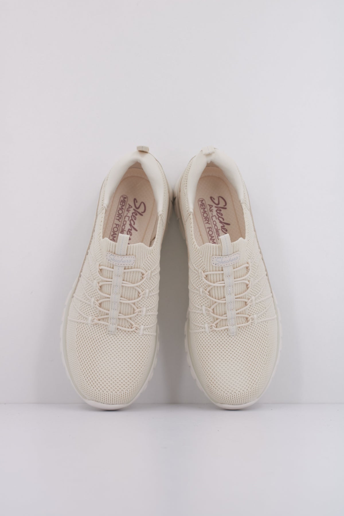 SKECHERS GRACEFUL en color BEIS  (3)