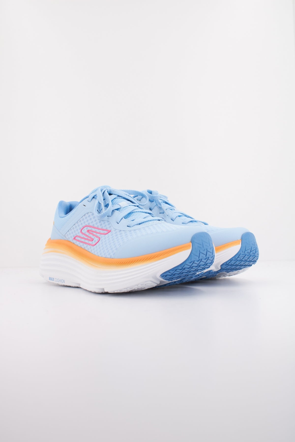 SKECHERS MAX CUSHIONING ENDEA en color AZUL  (2)
