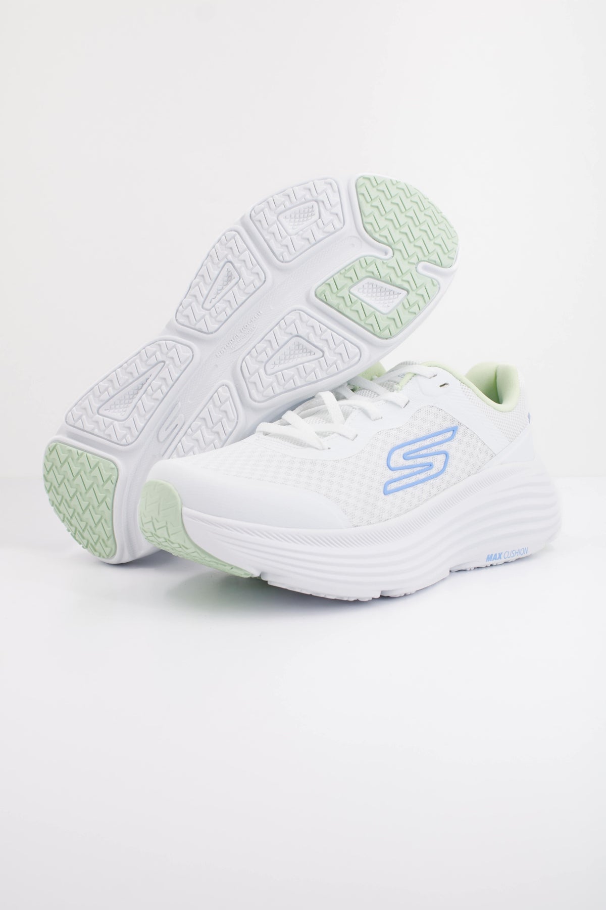 SKECHERS MAX CUSHIONING ENDEA en color BLANCO  (5)