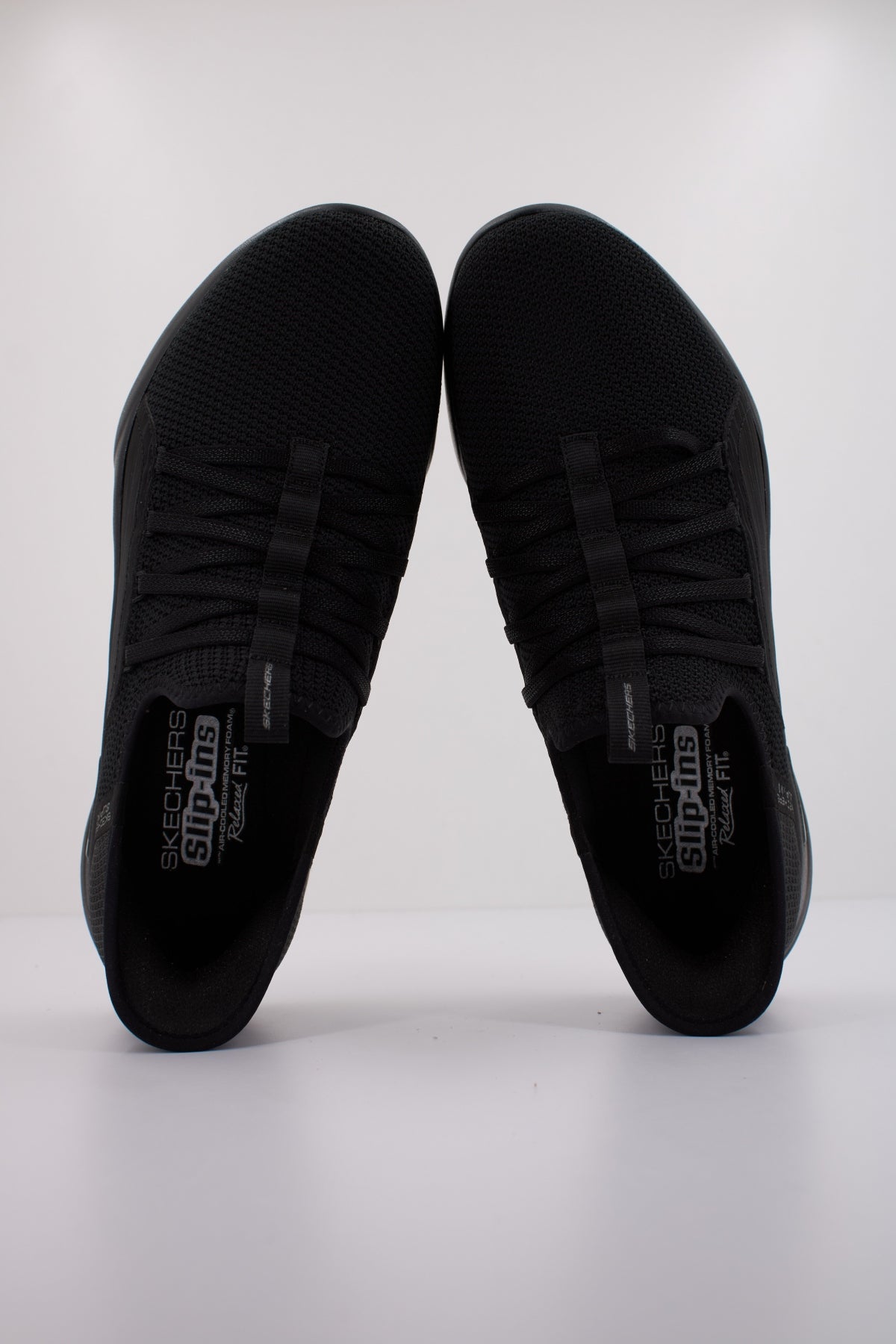 SKECHERS SLIP INS - RELAXED FIT SPORT en color NEGRO  (3)