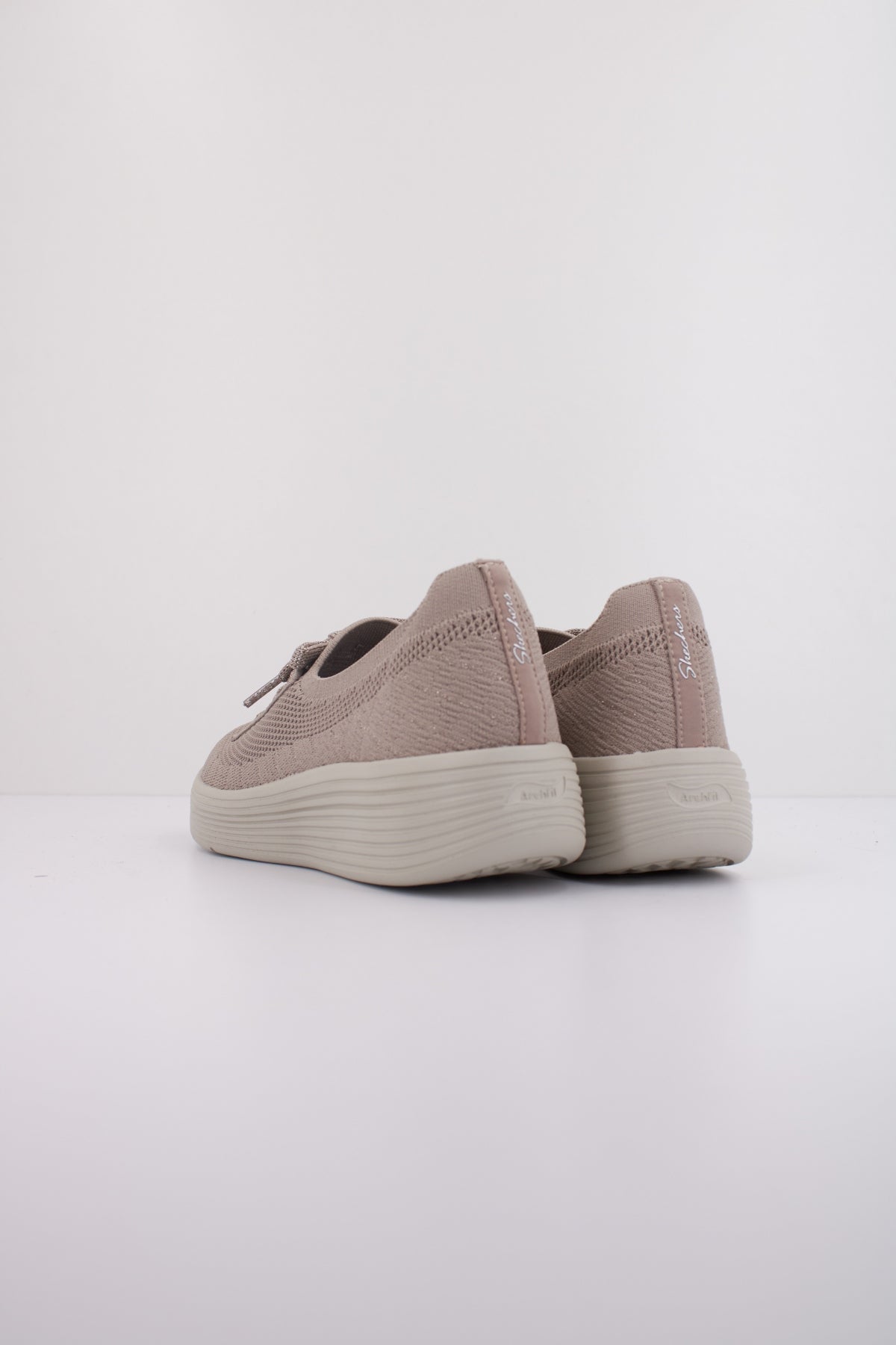 SKECHERS ARCH FIT LAGUNA en color MARRON  (4)