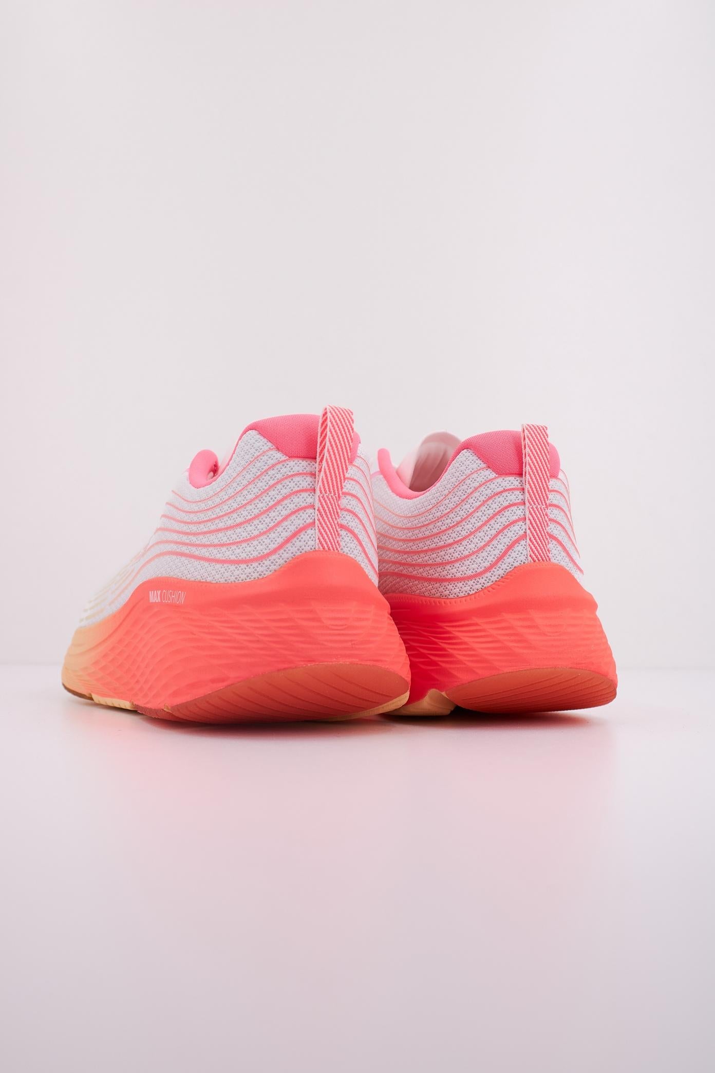SKECHERS MAX CUSHIONING ELITE . en color BLANCO  (4)